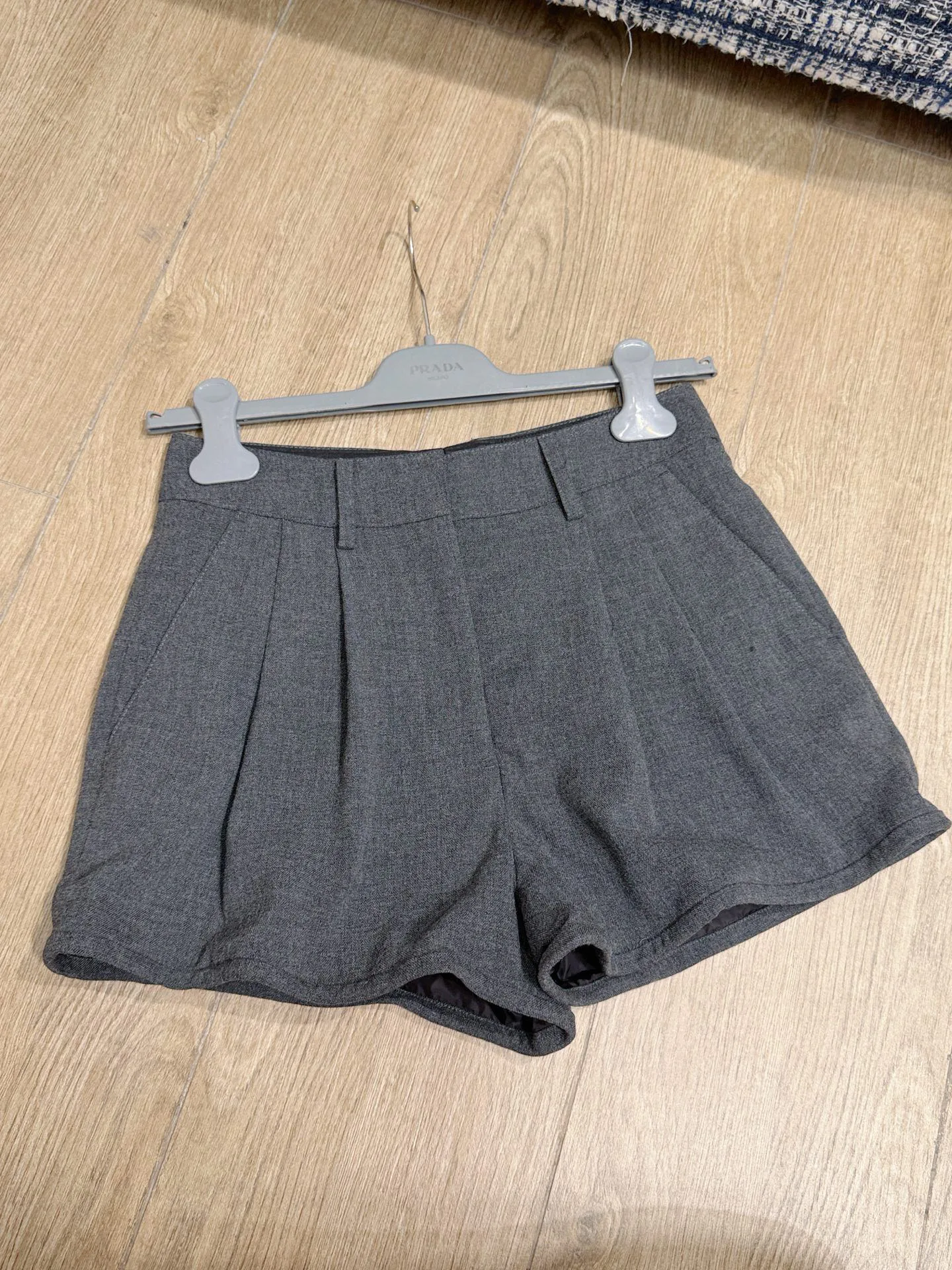 Шорты Женские Prada 11670651