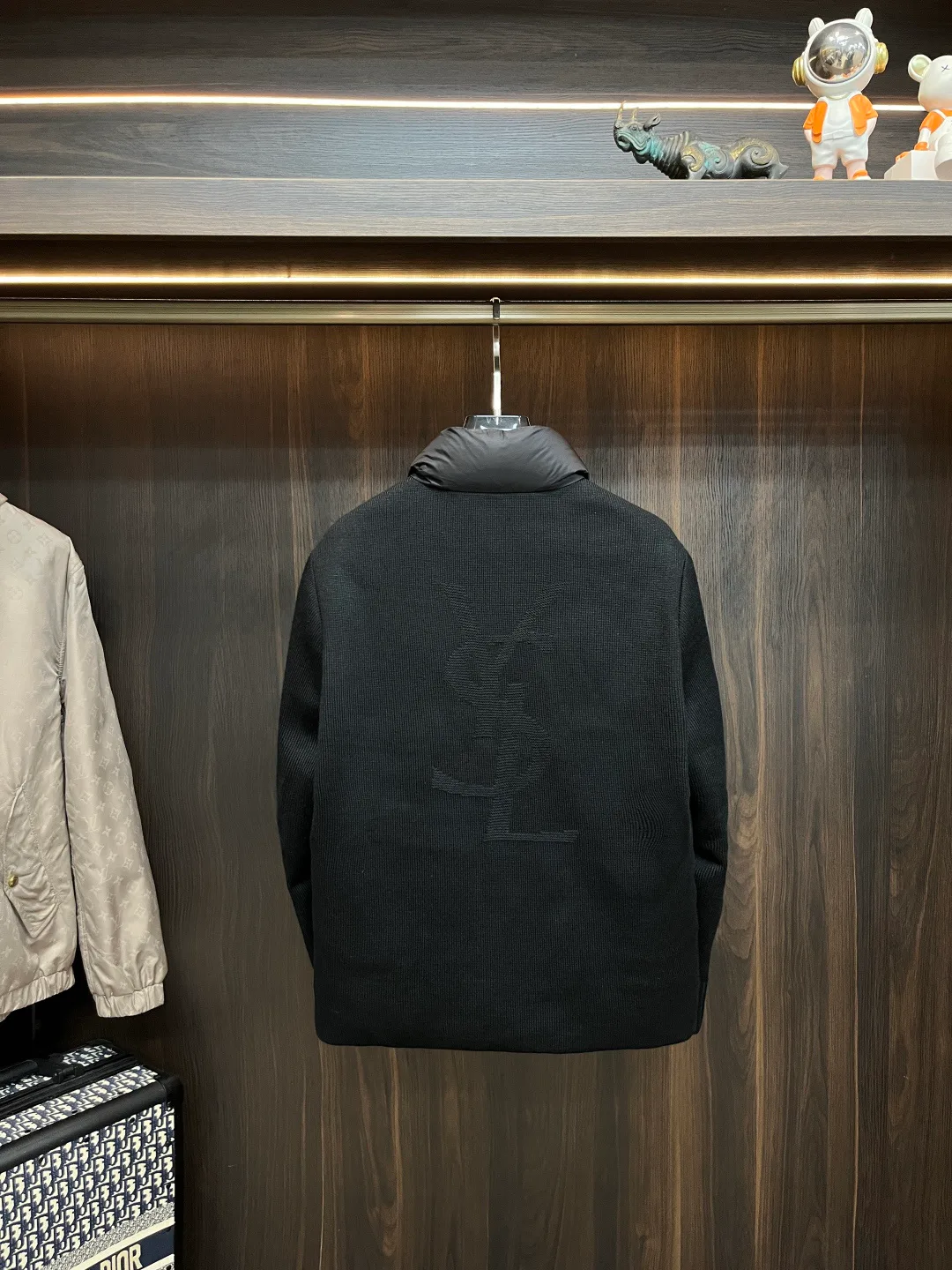 Куртки И Пуховики Мужские Saint Laurent 610129