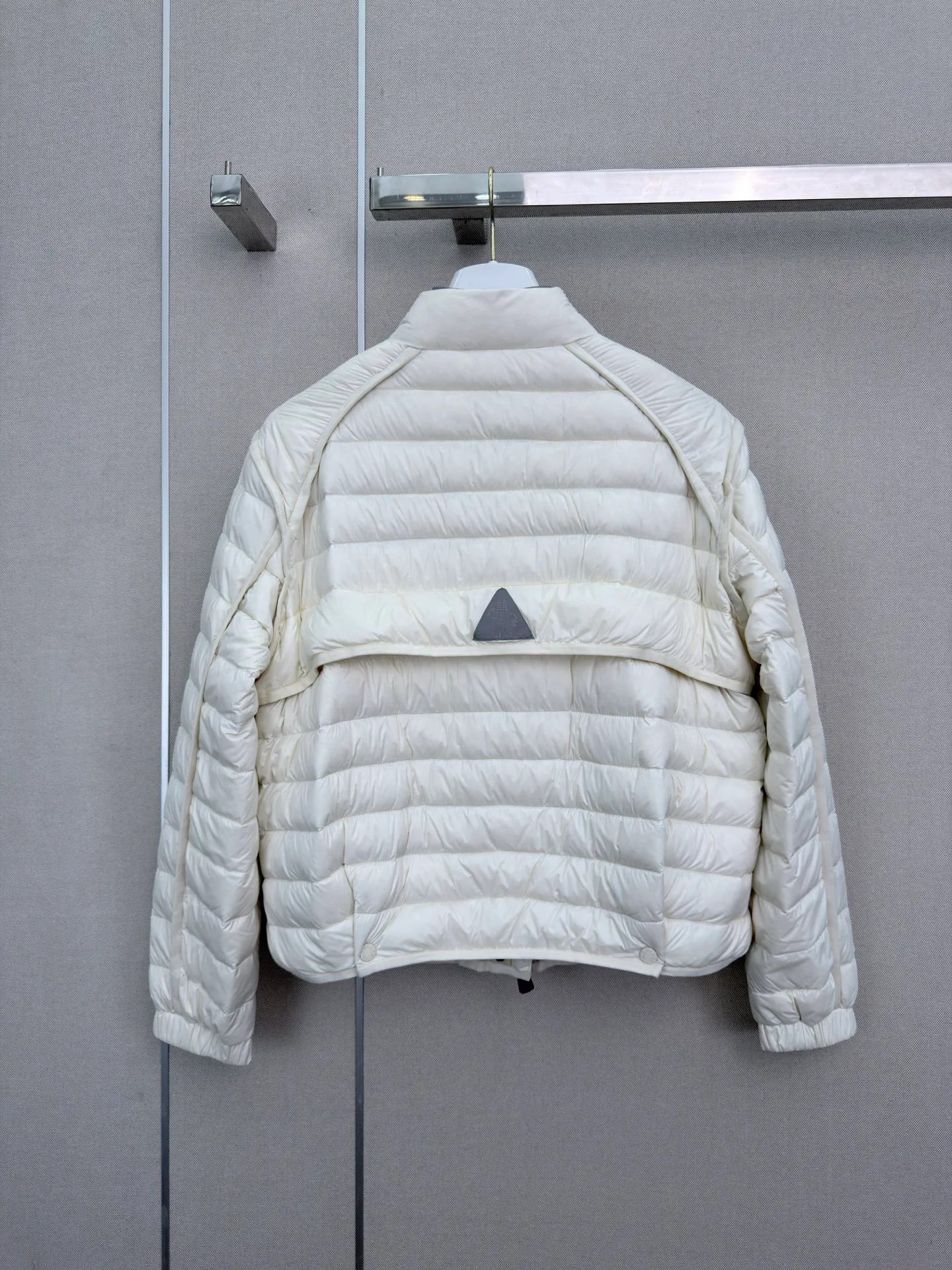 Куртки И Пуховики Женские Moncler 17919453