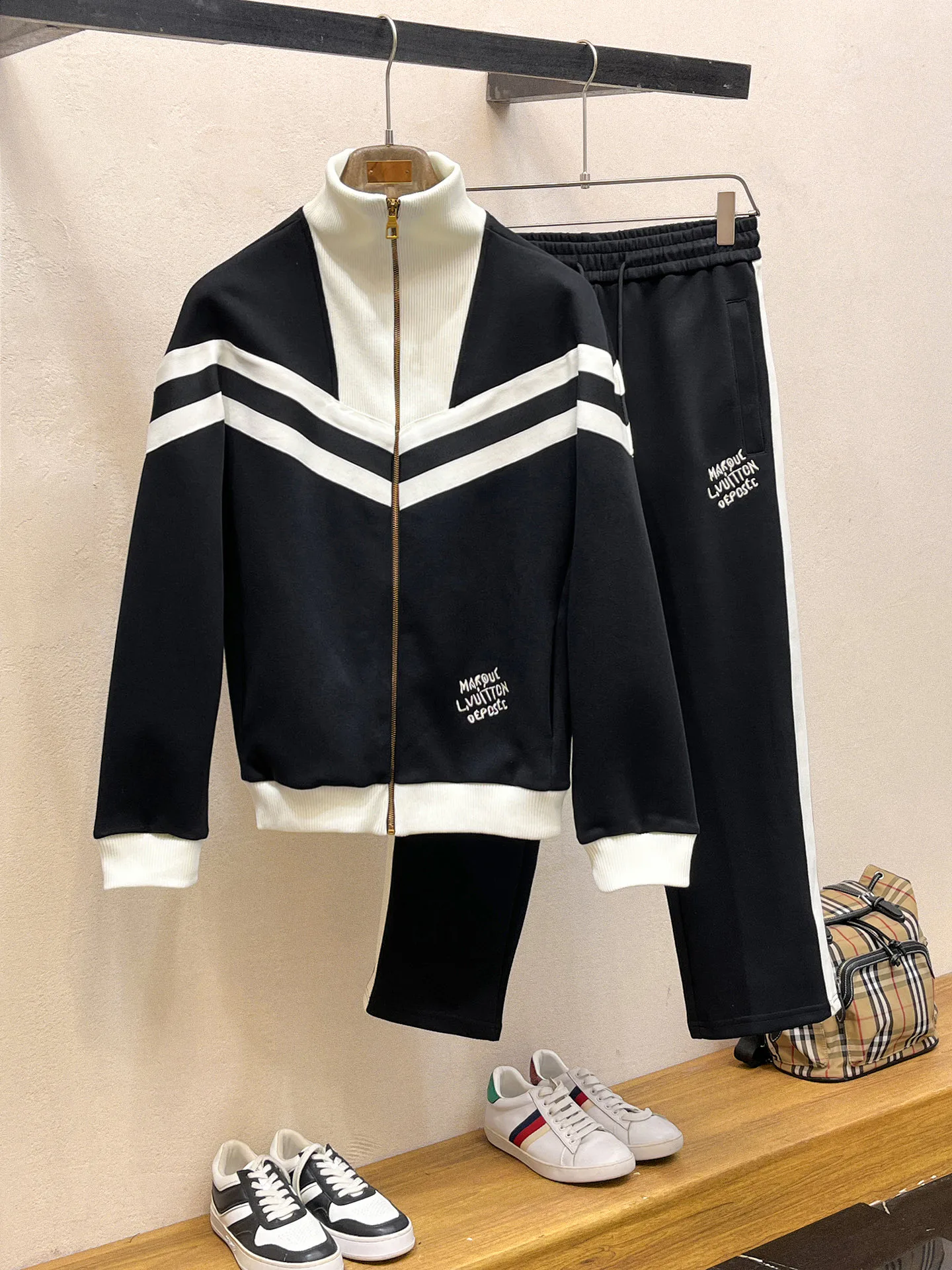 Костюмы Мужские Louis Vuitton 235375