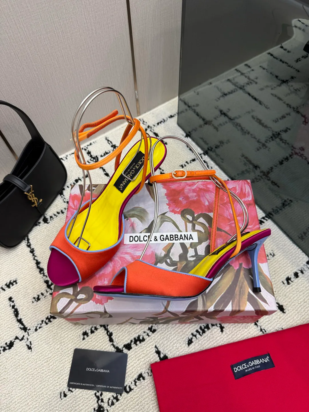 Босоножки Женские Dolce & Gabbana 18335963