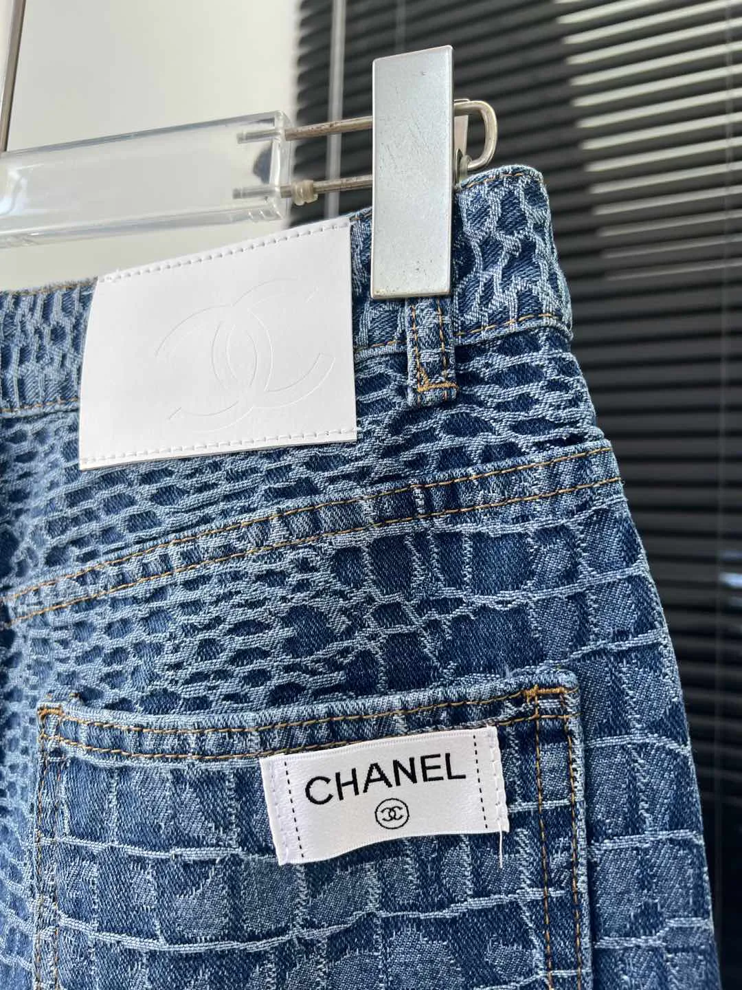 Джинсы Женские Chanel 12155866