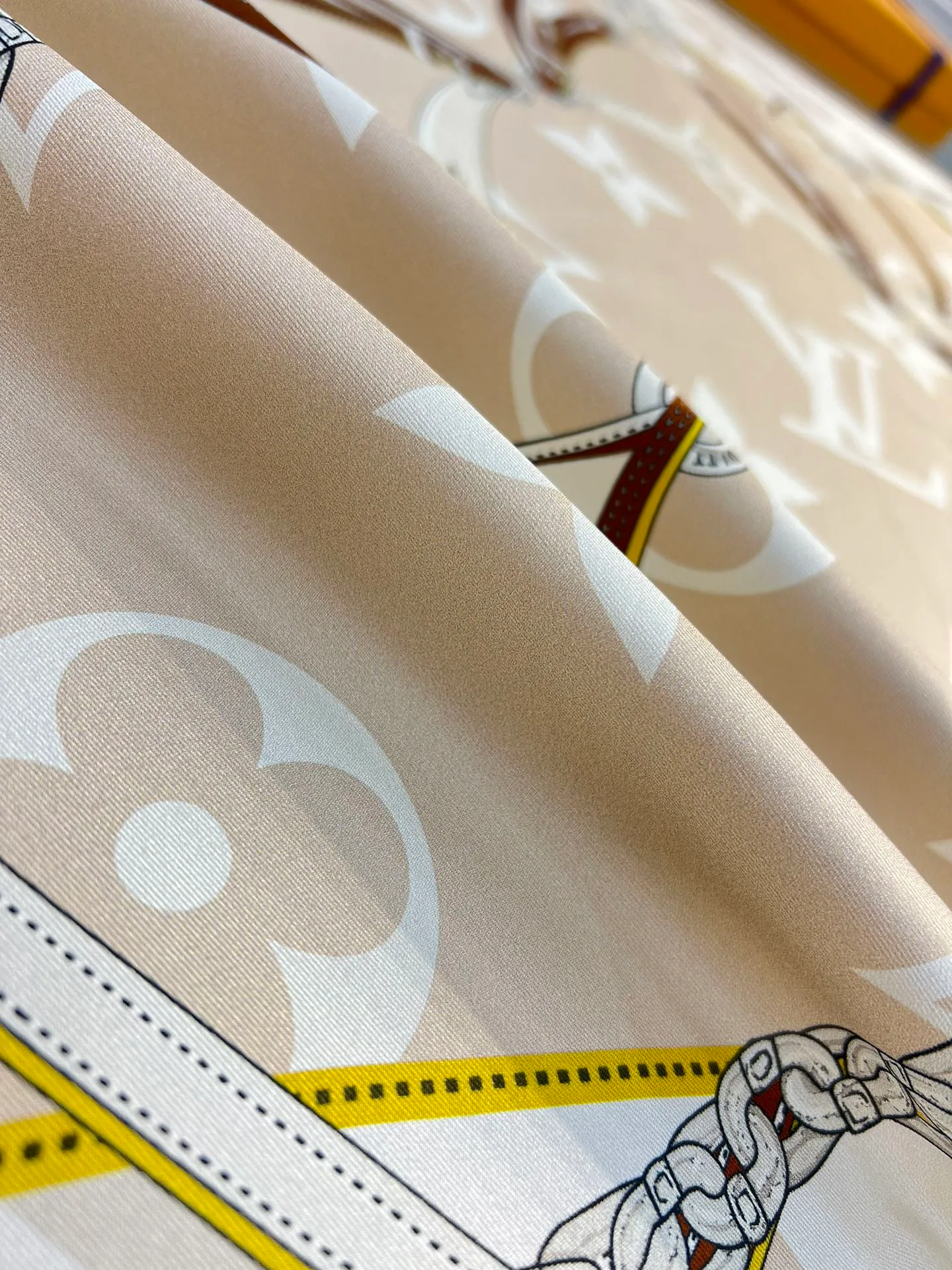 Шарфы Louis Vuitton 16271