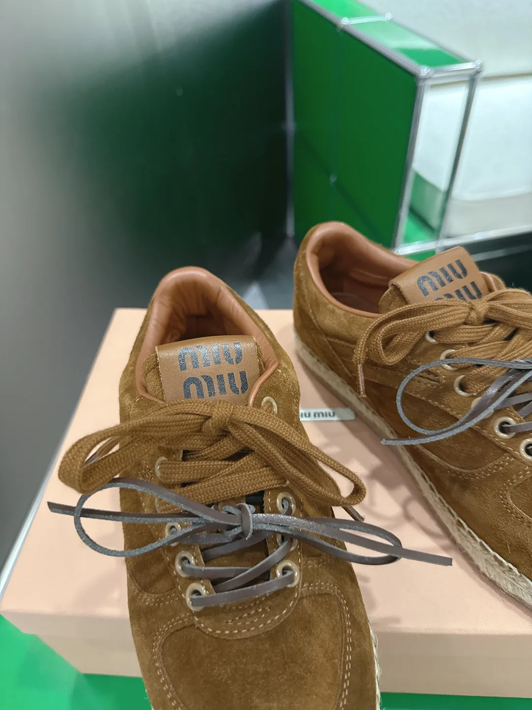 Кроссовки Женские Miu Miu 13152741