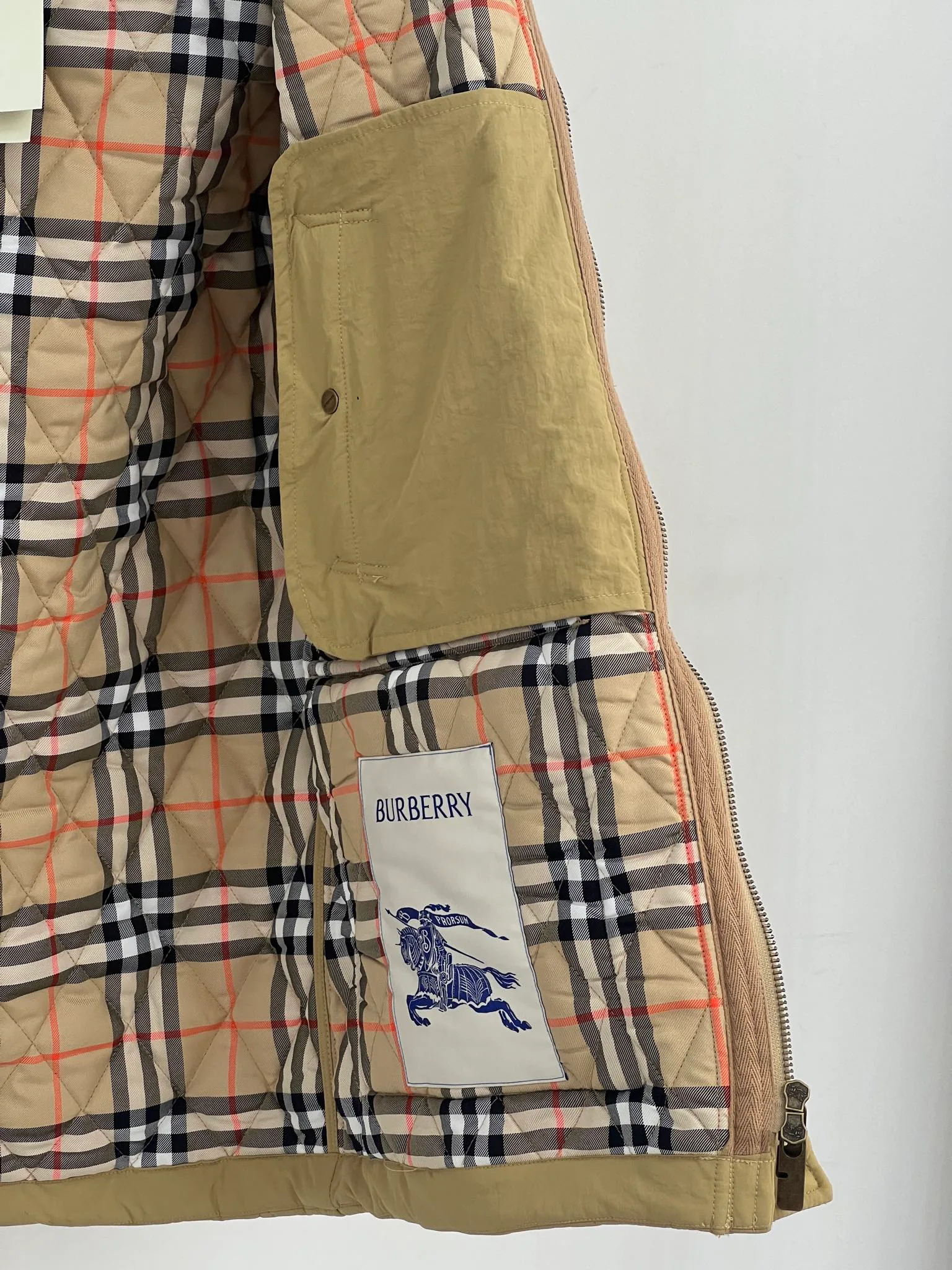 Куртки И Пуховики Женские Burberry 10898952