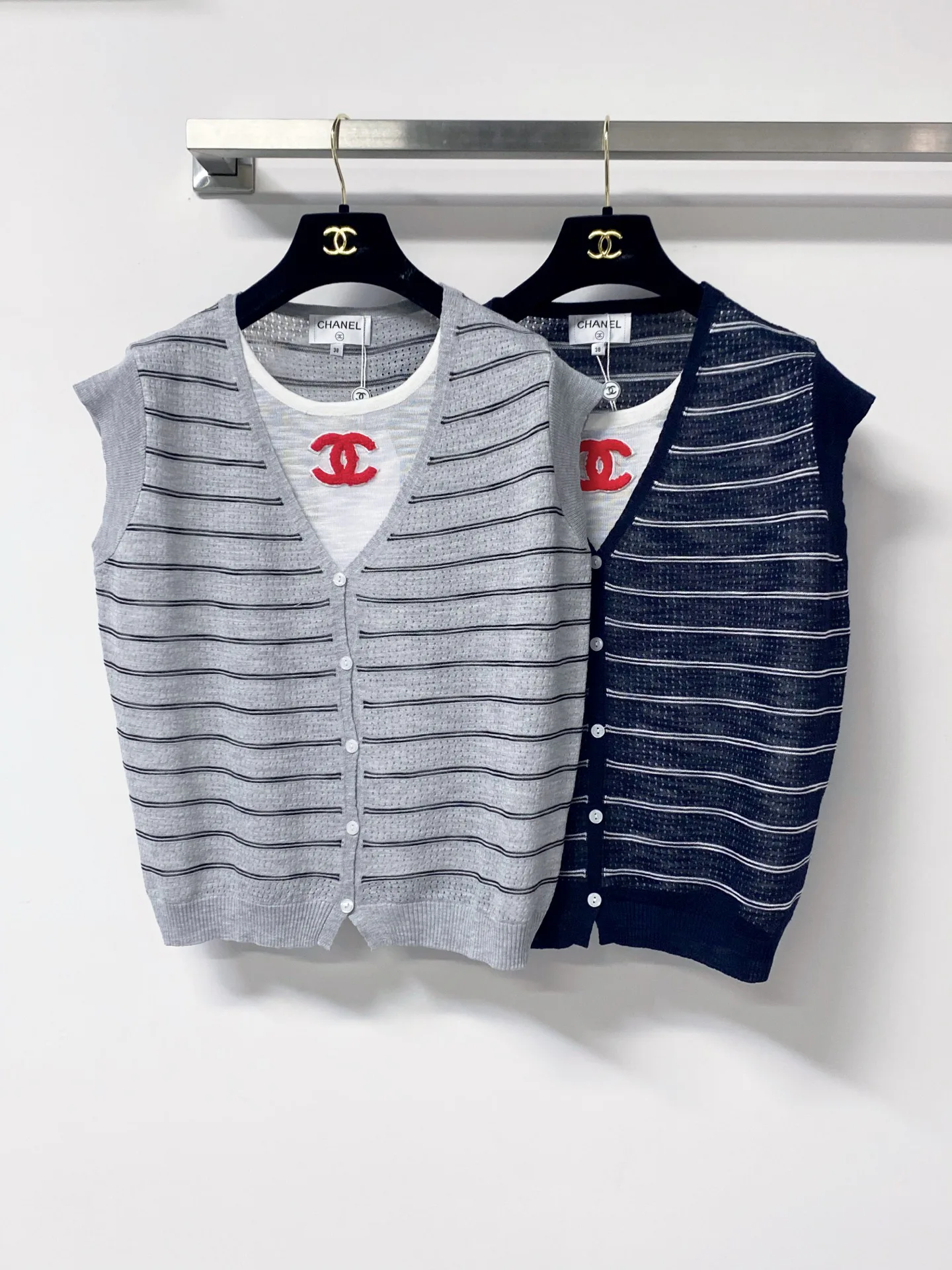 Жилеты Женские Chanel 17423748