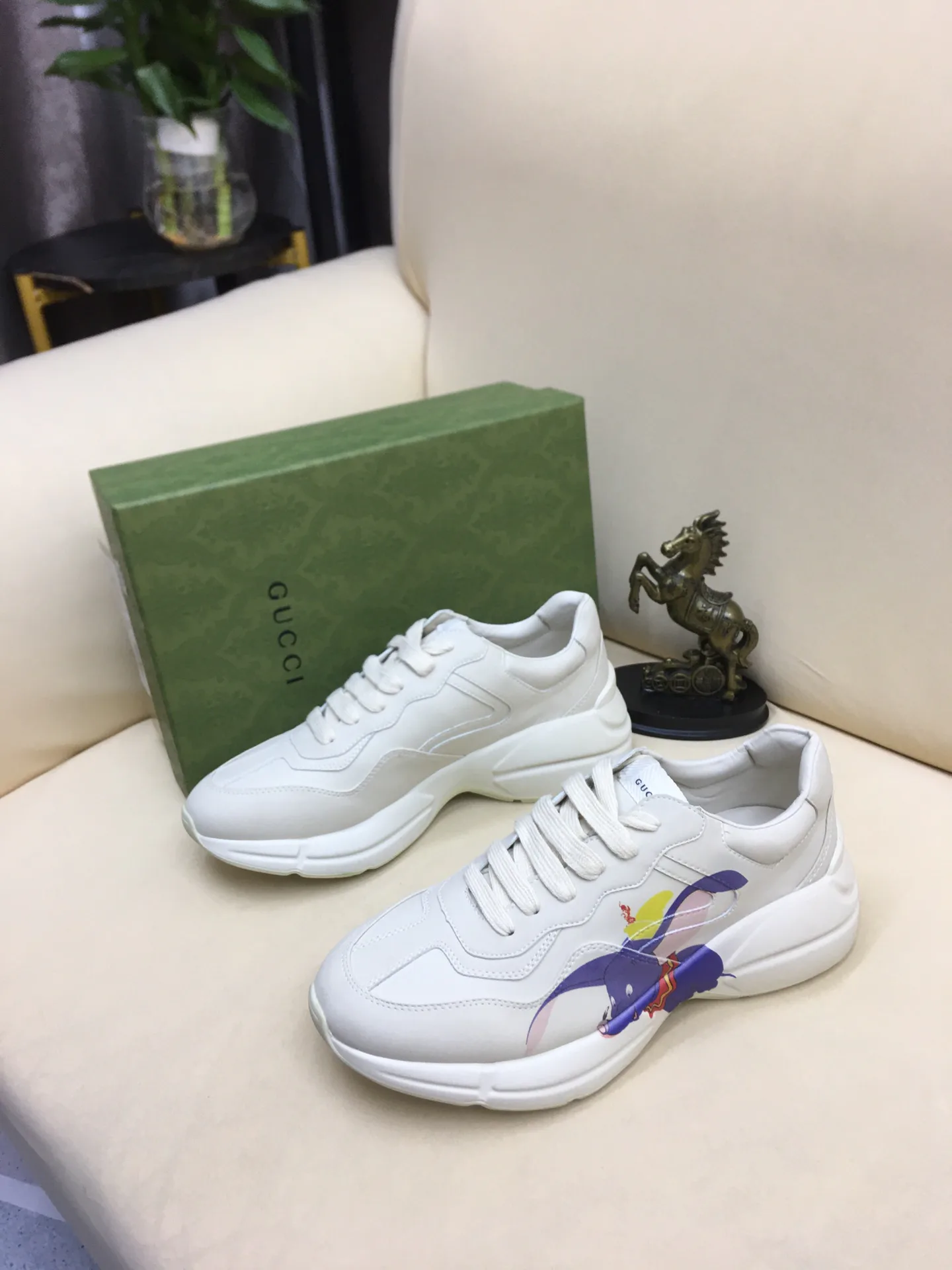 Кроссовки Женские Gucci 5120038
