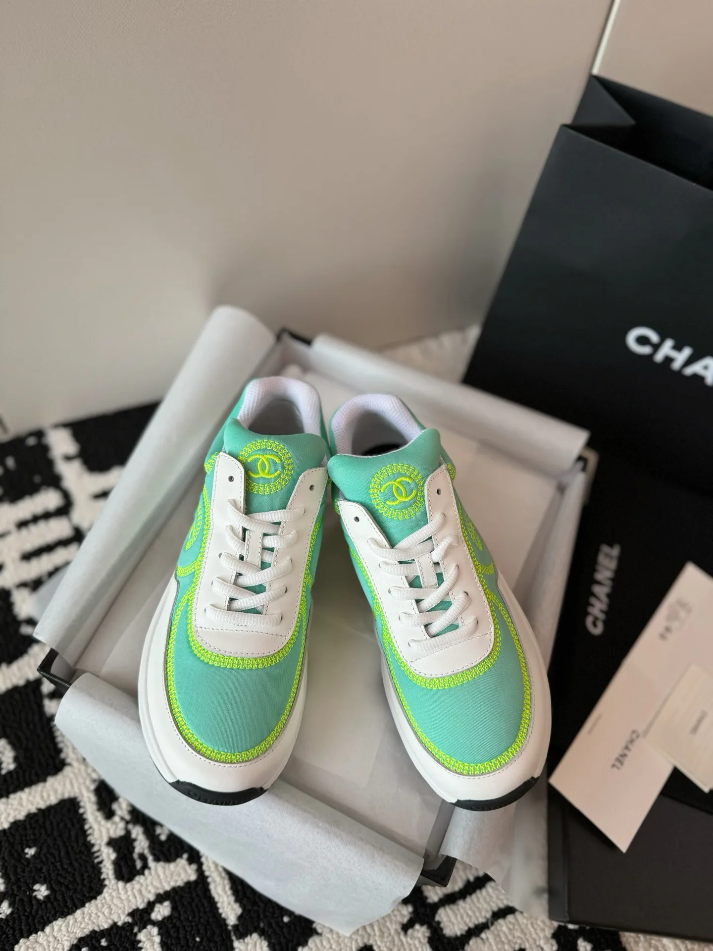 Кроссовки Женские Chanel 17578