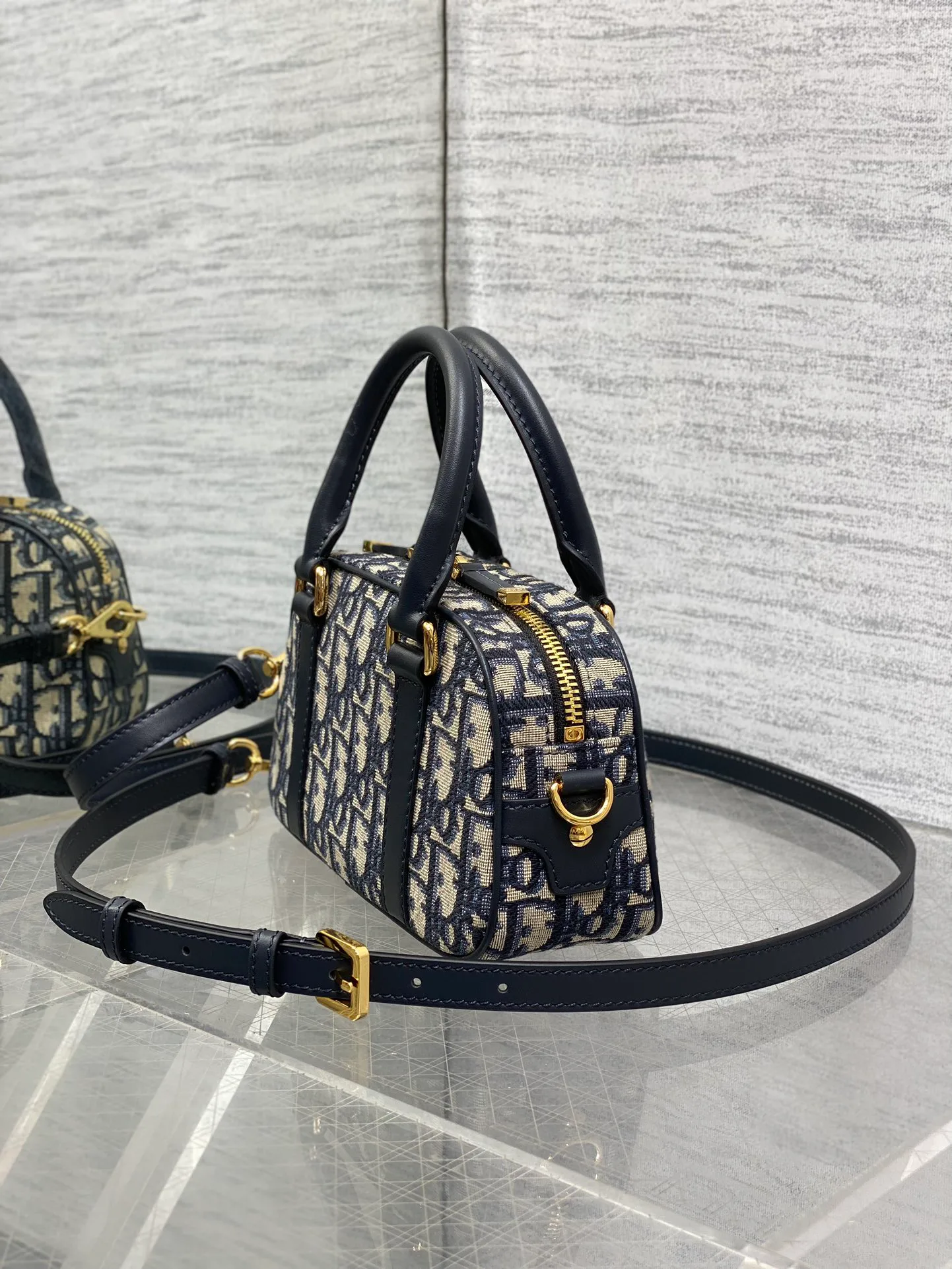 Классические Сумки Женские Christian Dior 12878083