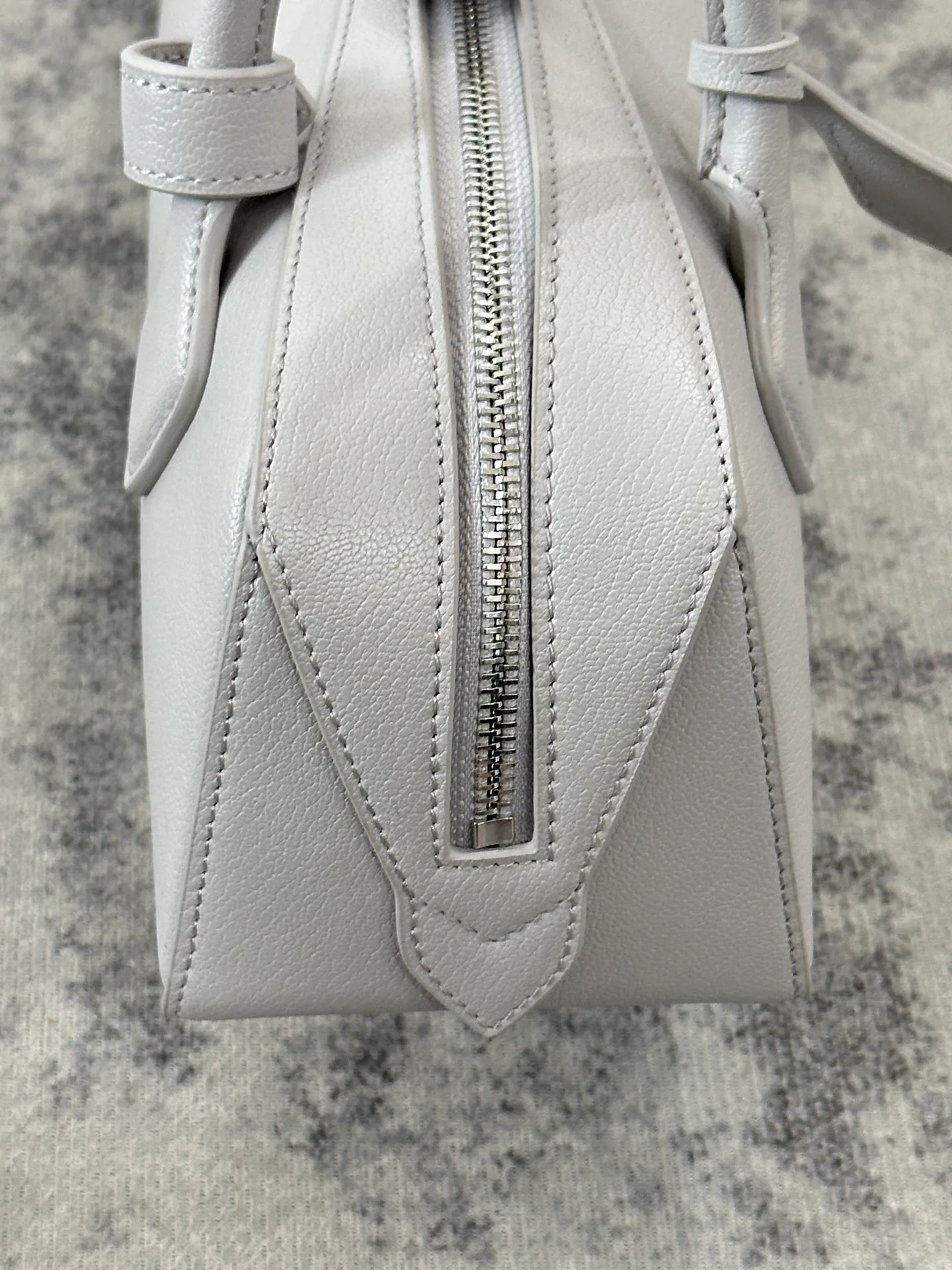 Классические Сумки Женские Alaia 20647