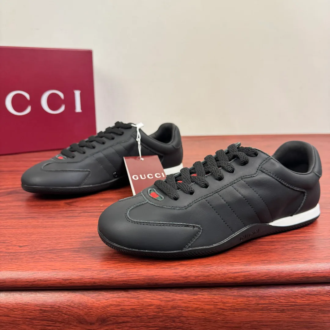 Кроссовки Женские Gucci 1880481