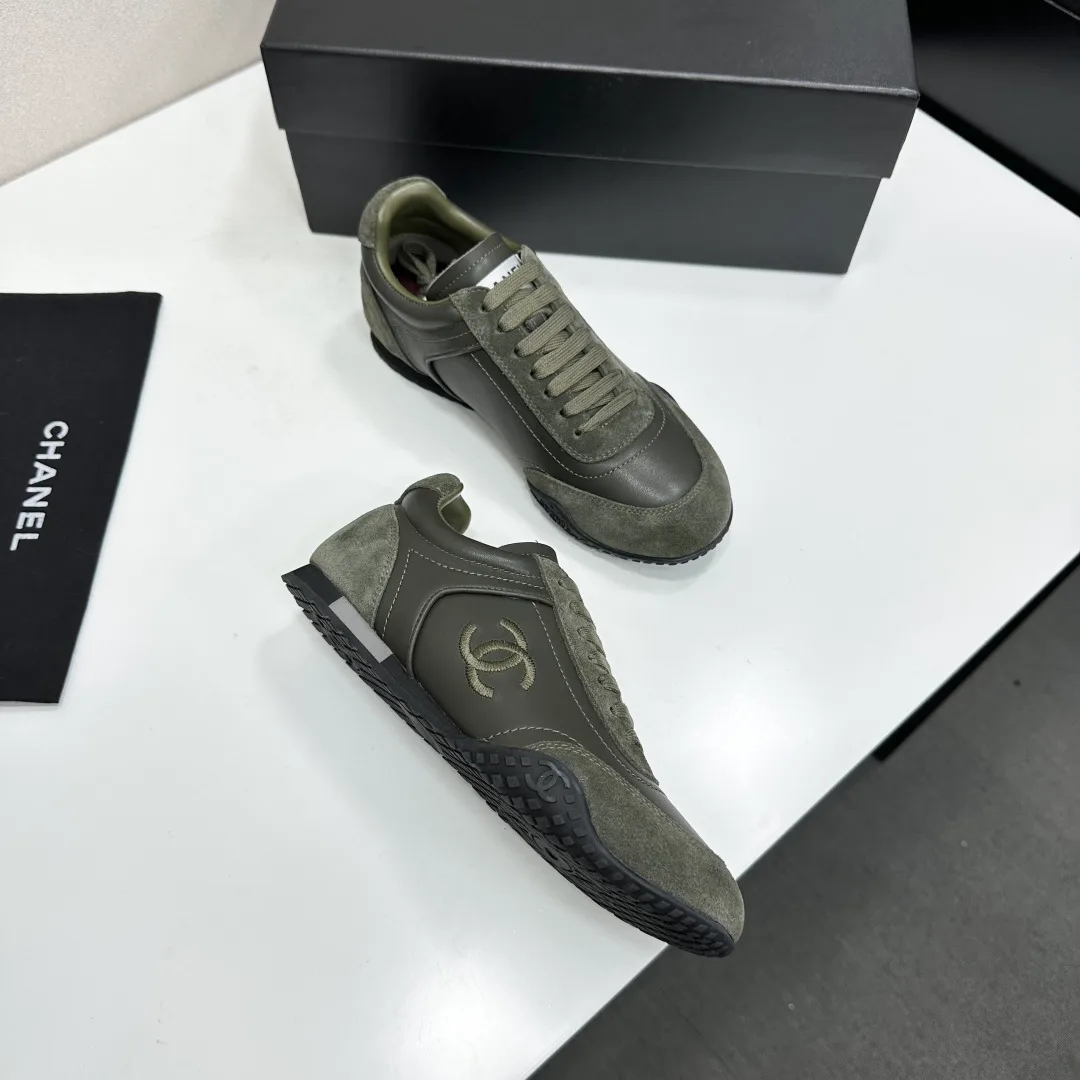 Кроссовки Женские Chanel 18083879