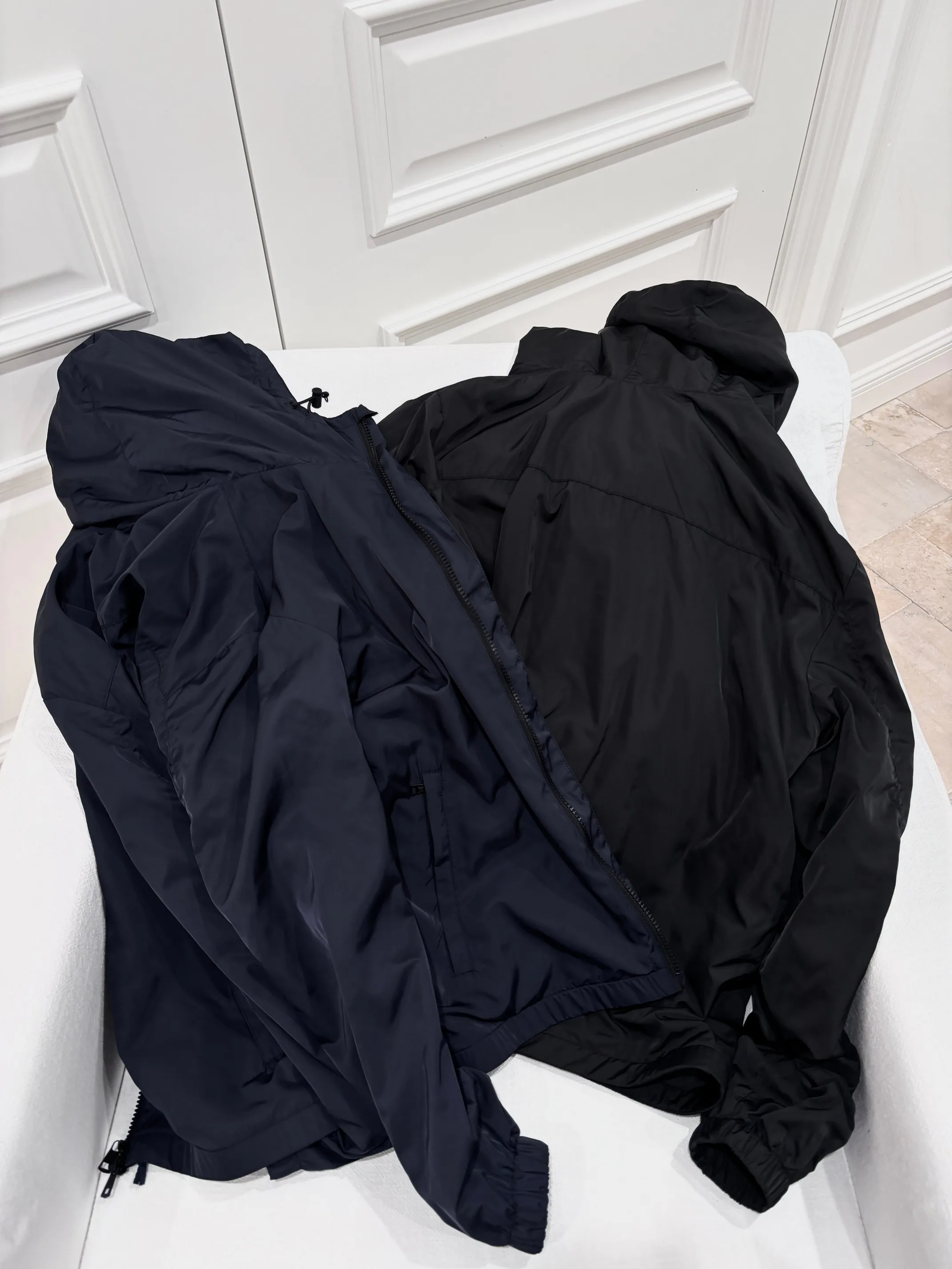 Куртки И Пуховики Мужские Moncler 11479477