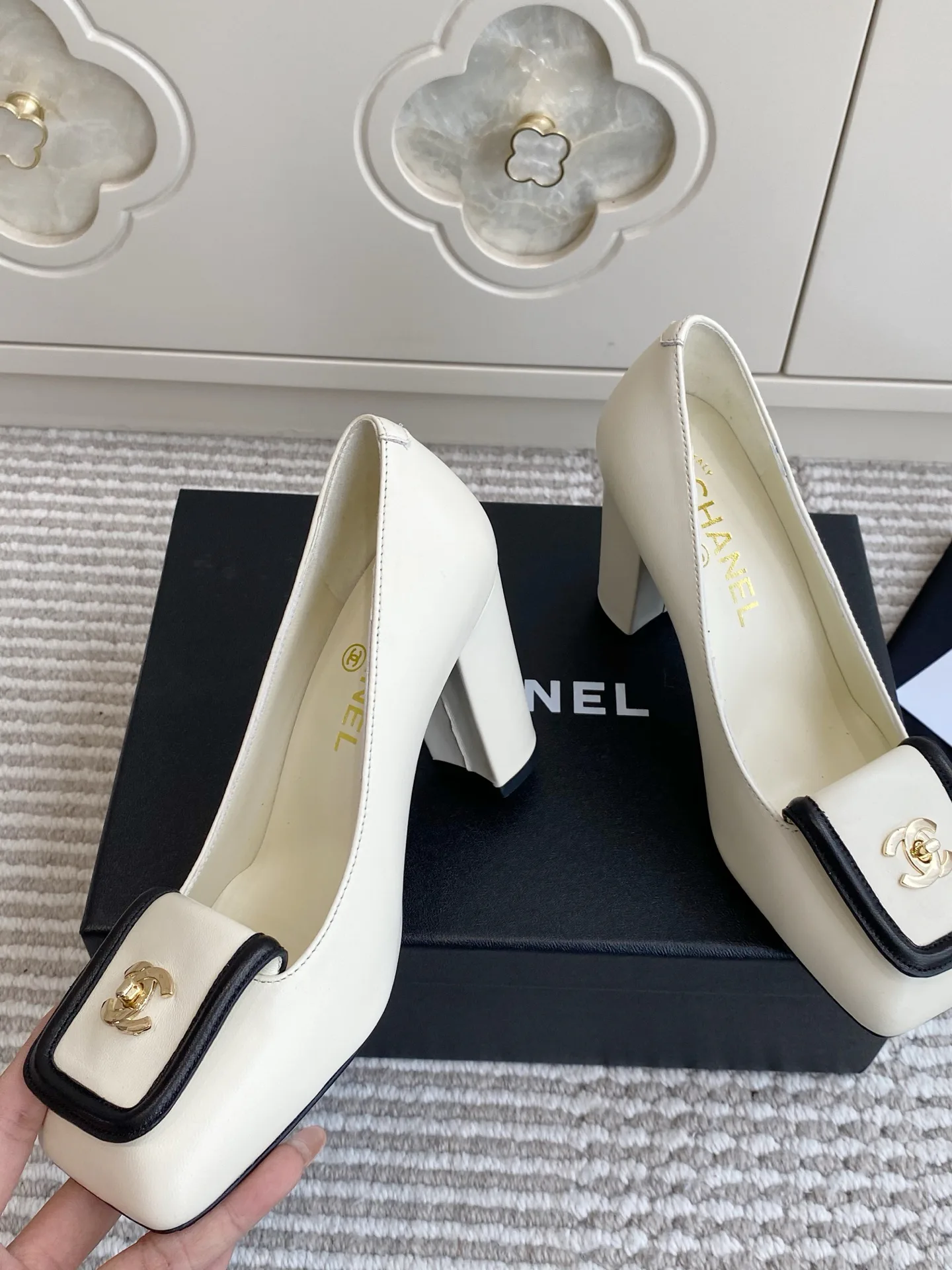 Туфли Женские Chanel 16932205