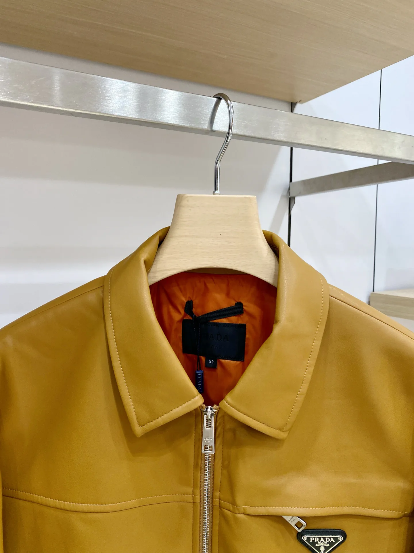 Кожаные Куртки И Дублёнки Мужские Prada 18315651