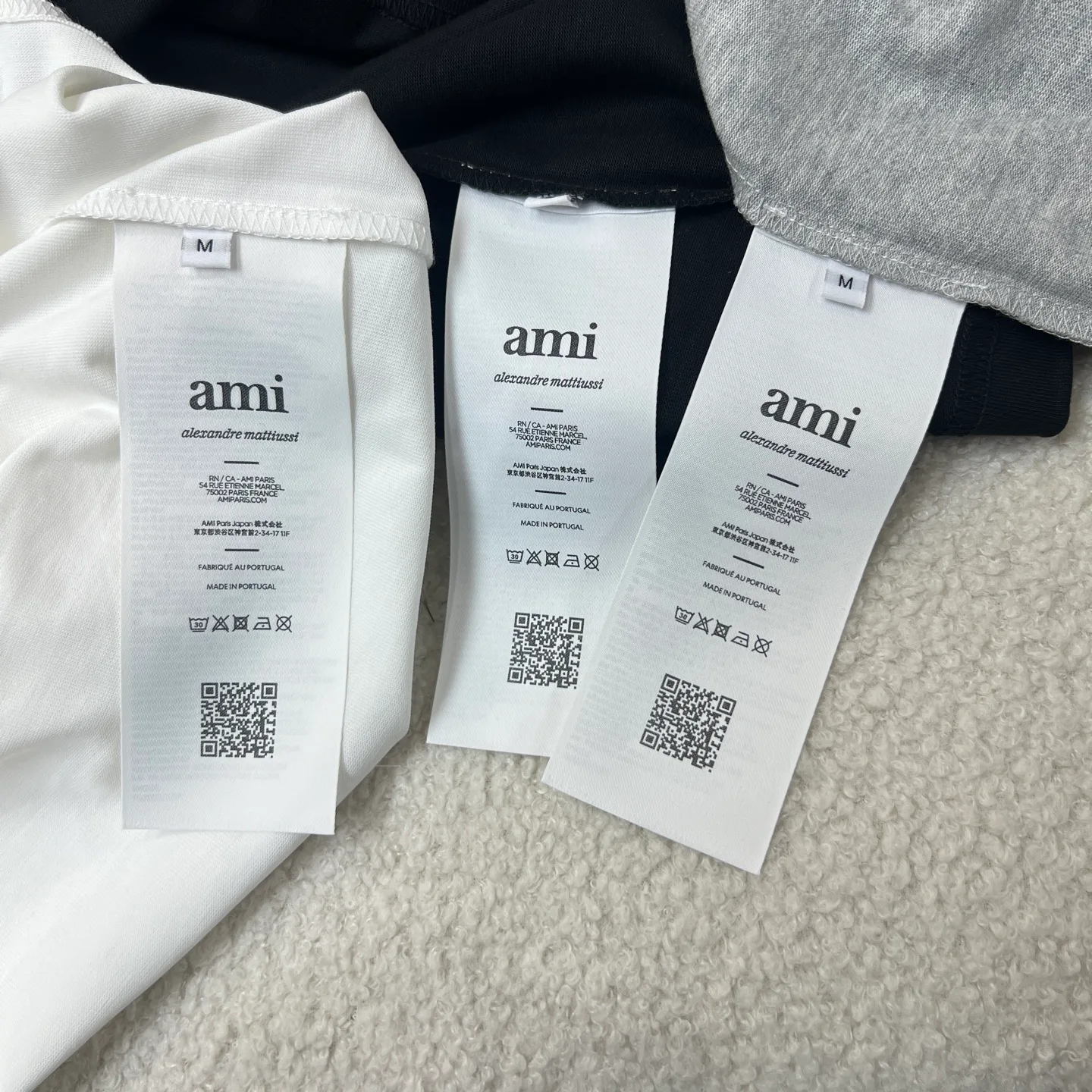 Футболки Женские Ami Paris 11688535