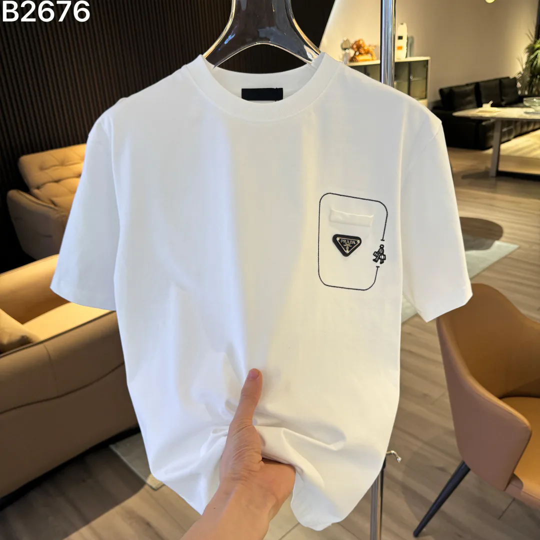 Футболки Женские Prada 18000583