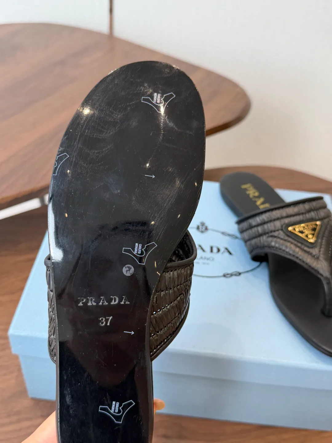 Шлепанцы Женские Prada 16830457