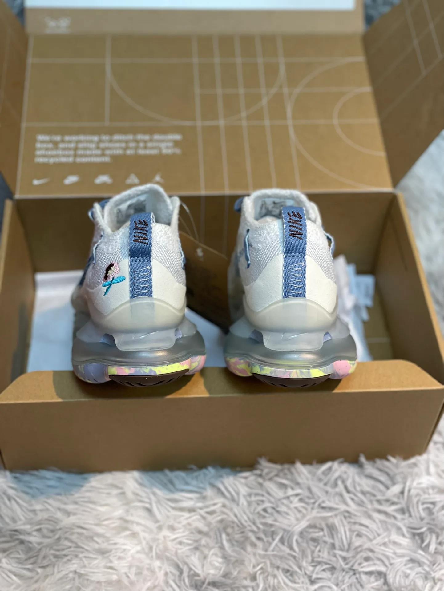 Кроссовки Женские Nike 24304