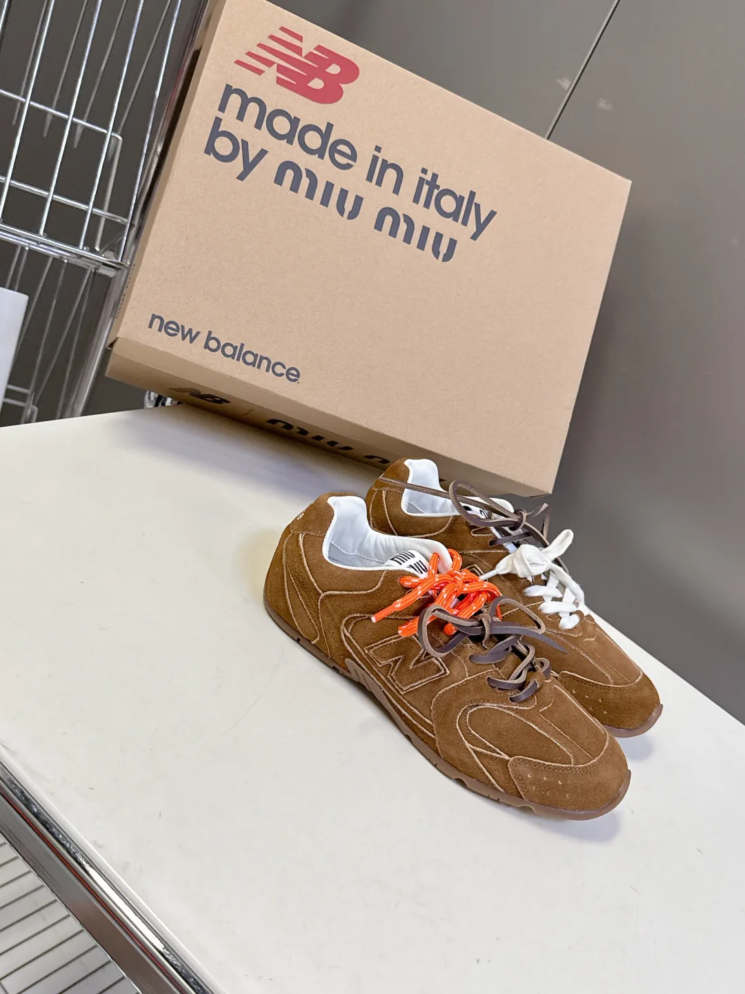 Кроссовки Женские Miu Miu 13454787