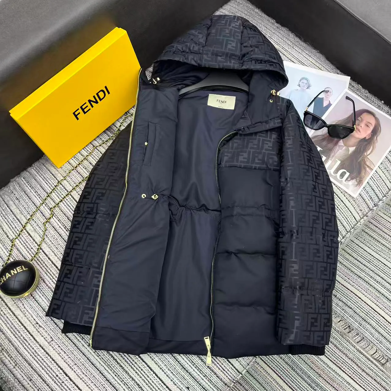 Куртки И Пуховики Женские Fendi 436757