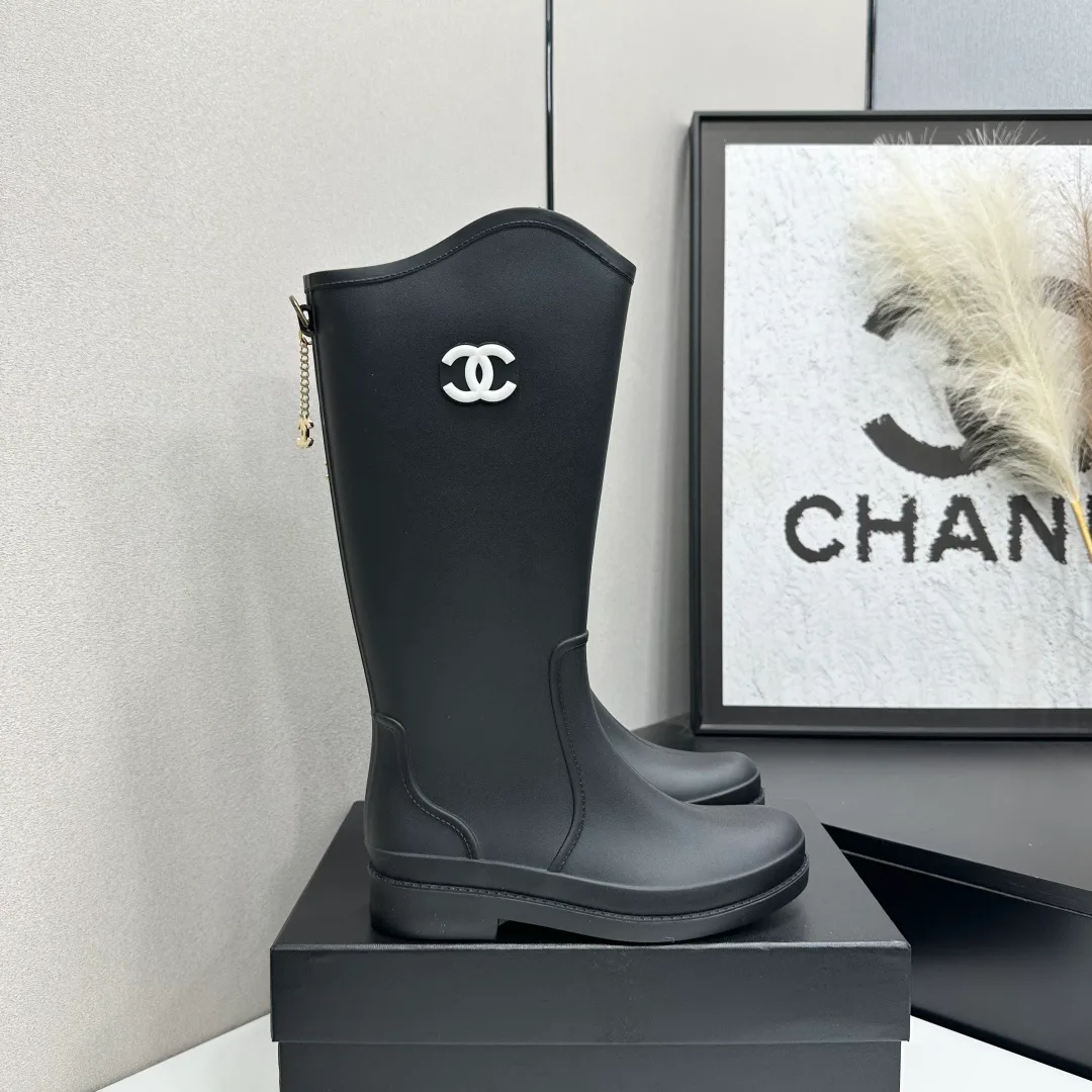 Сапоги Женские Chanel 18832633