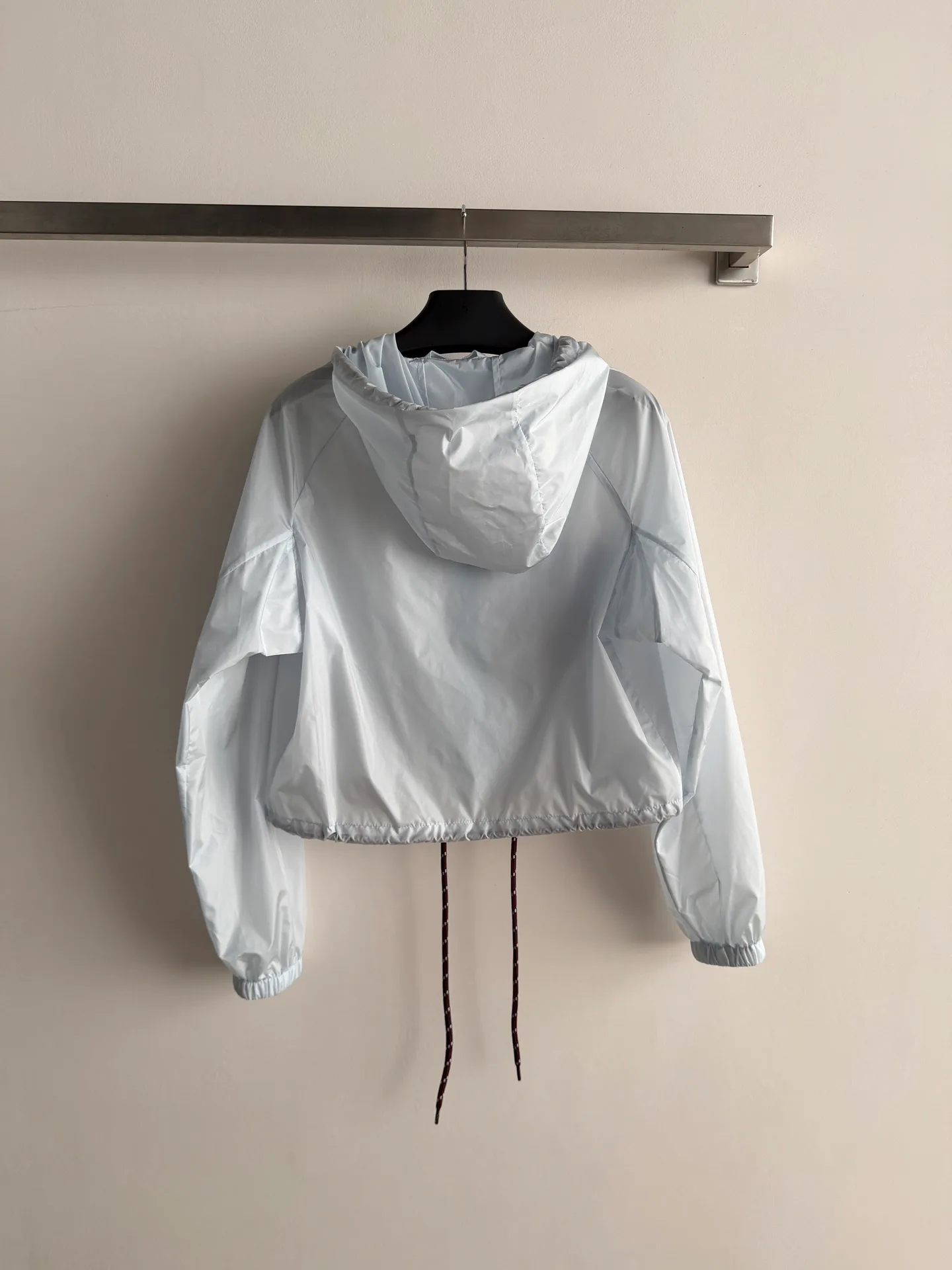 Куртки И Пуховики Женские Prada 13471138