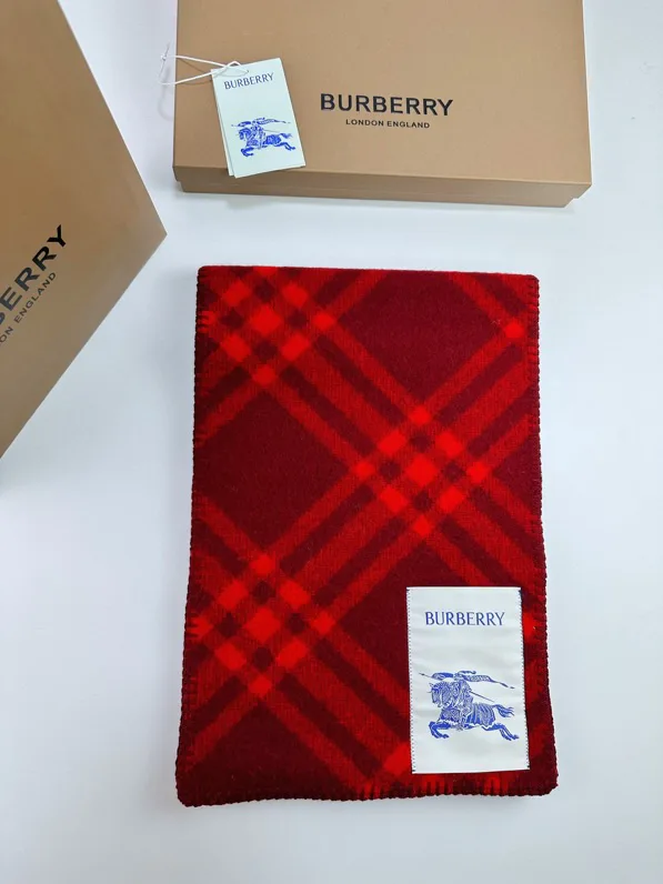 Шарфы Burberry 523810