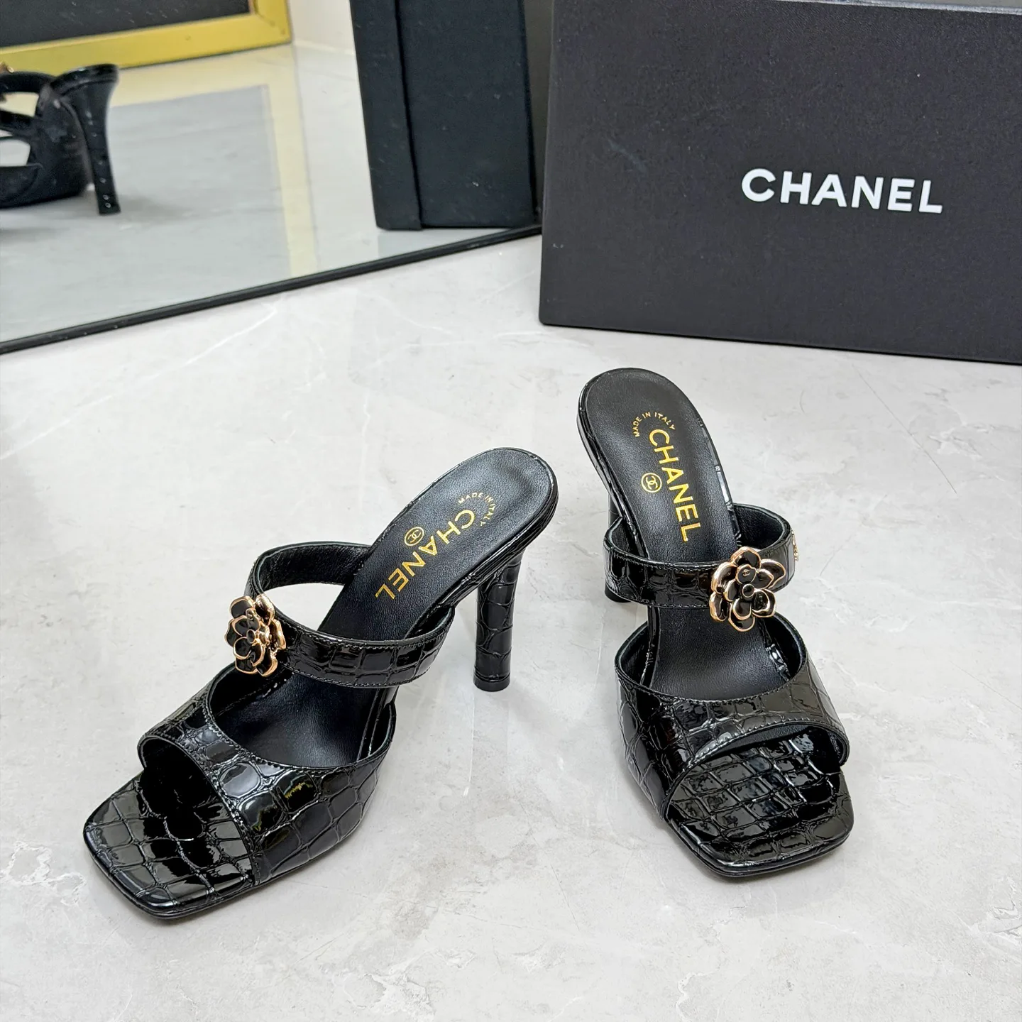 Босоножки Женские Chanel 17335033
