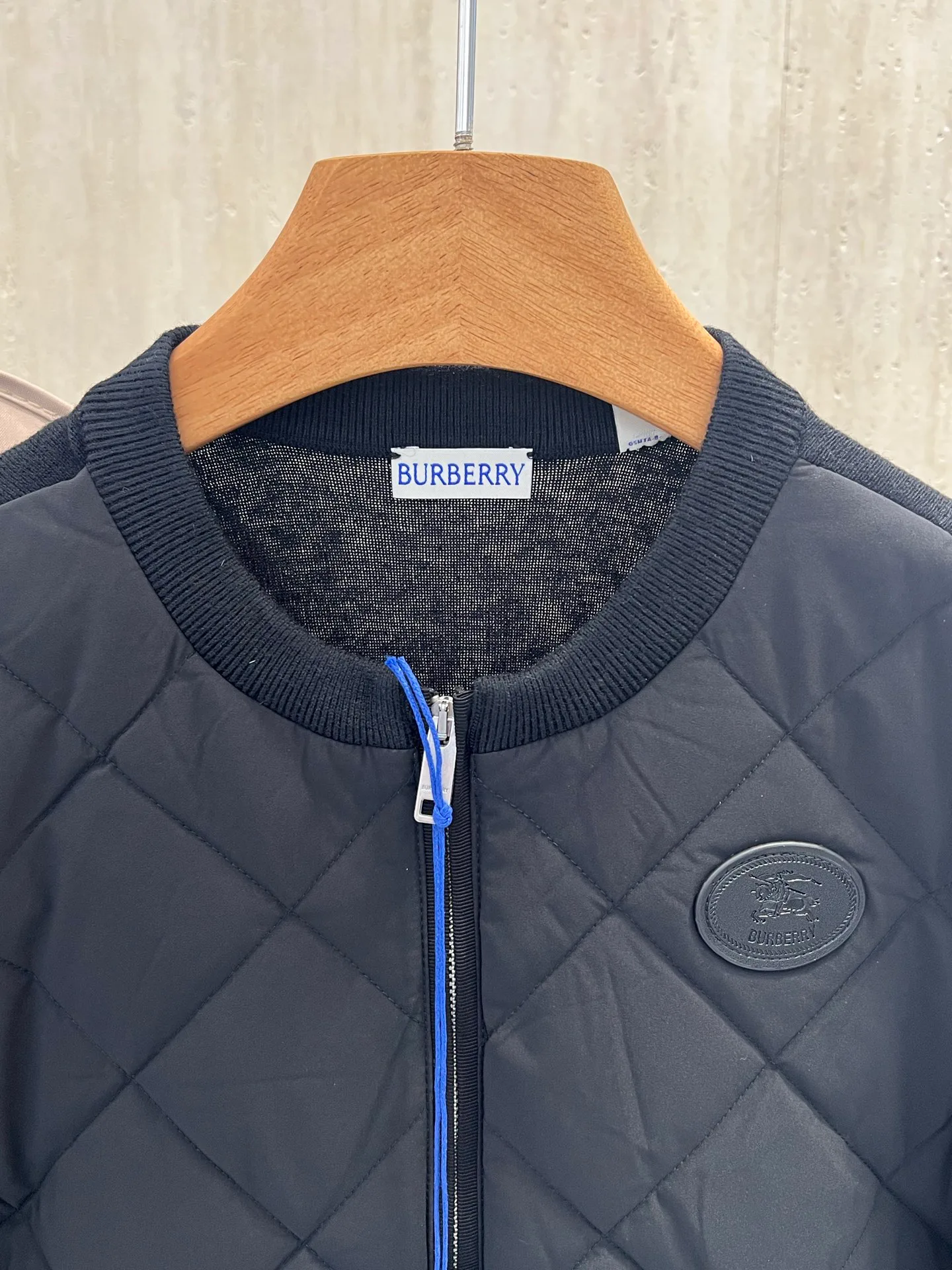 Куртки И Пуховики Женские Burberry 18723436