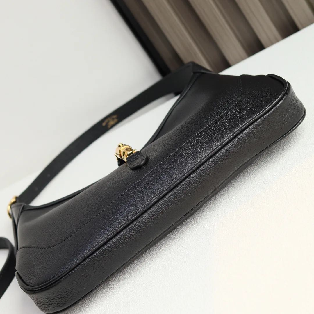 Классические Сумки Женские Gucci 12960225