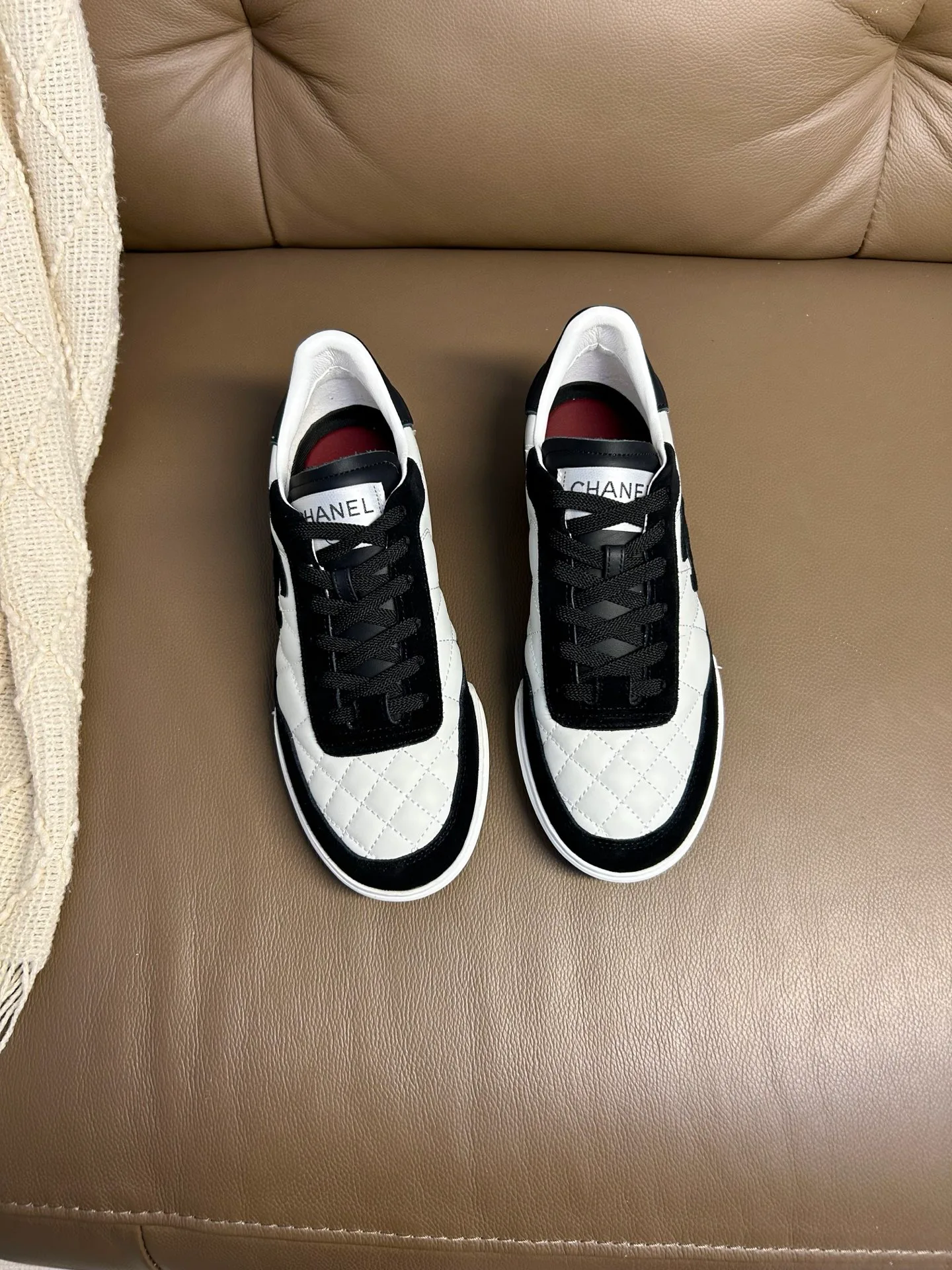 Кроссовки Женские Chanel 11579331