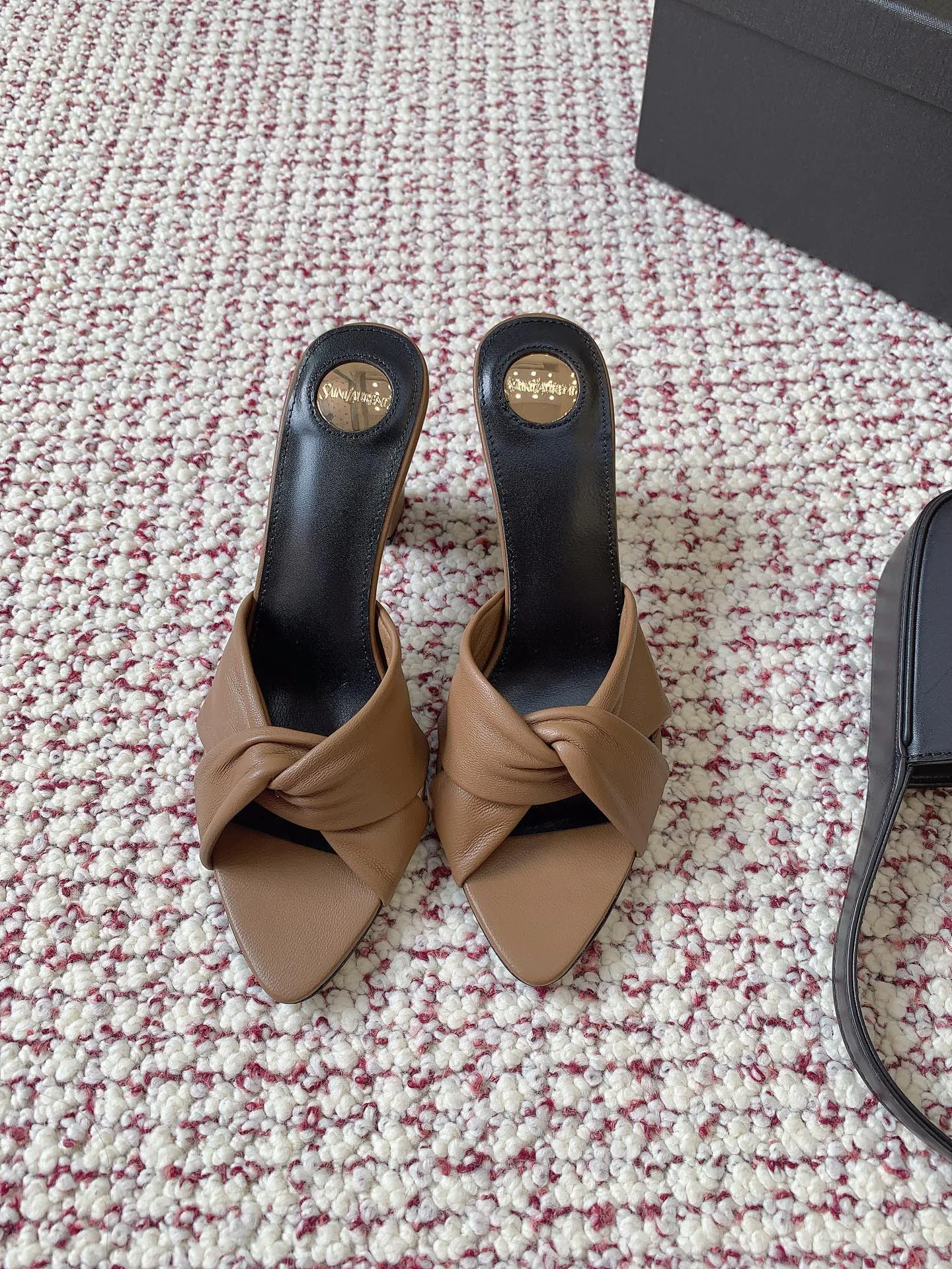 Босоножки Женские Saint Laurent 11874867