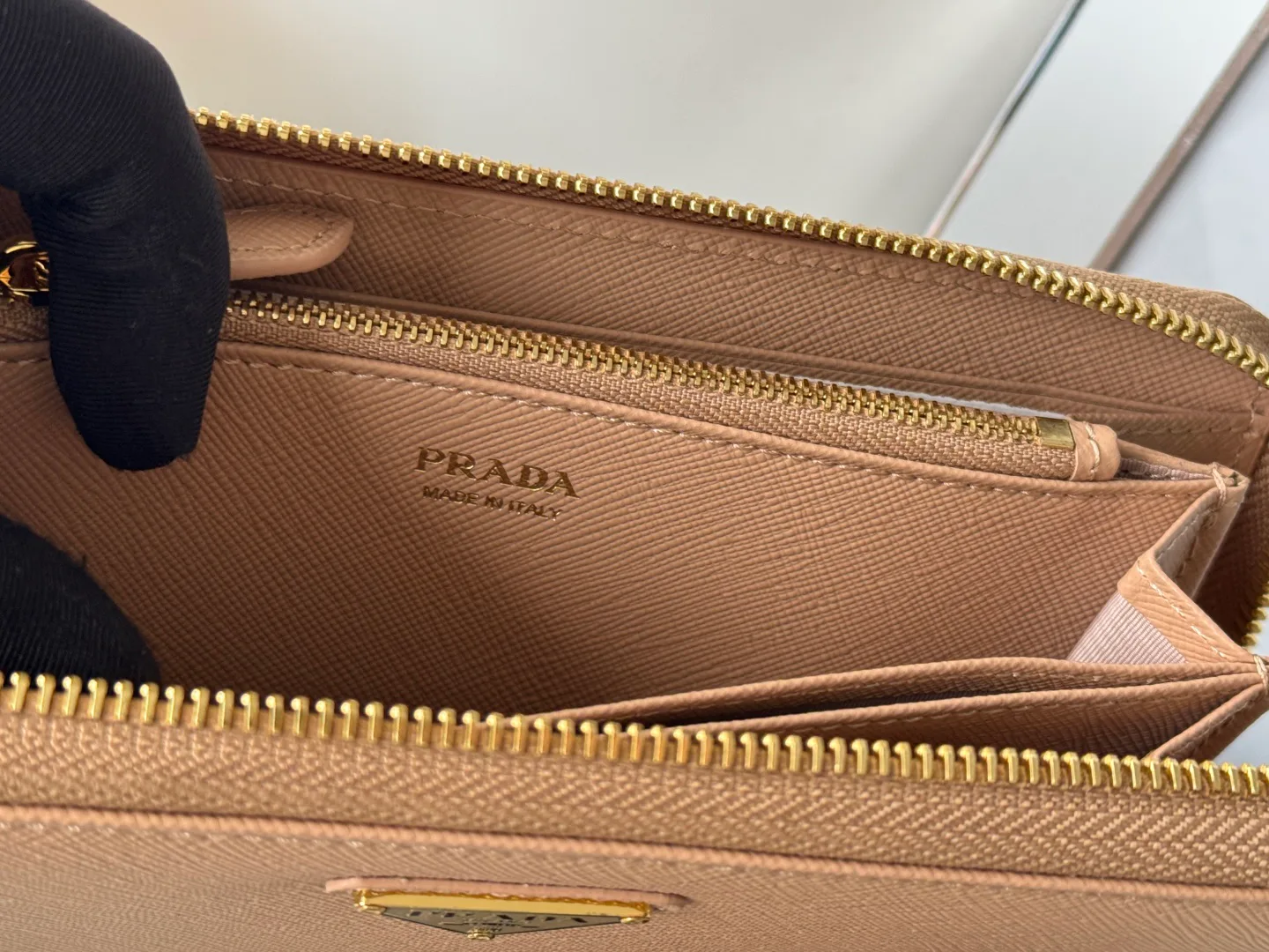 Клатчи Женские Prada 17999866