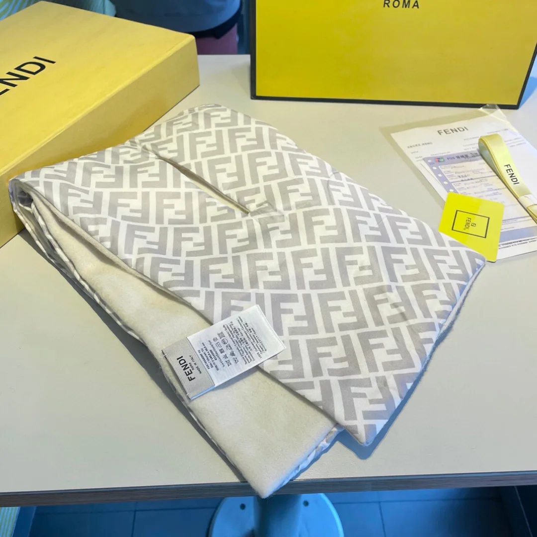 Шарфы Fendi 412291