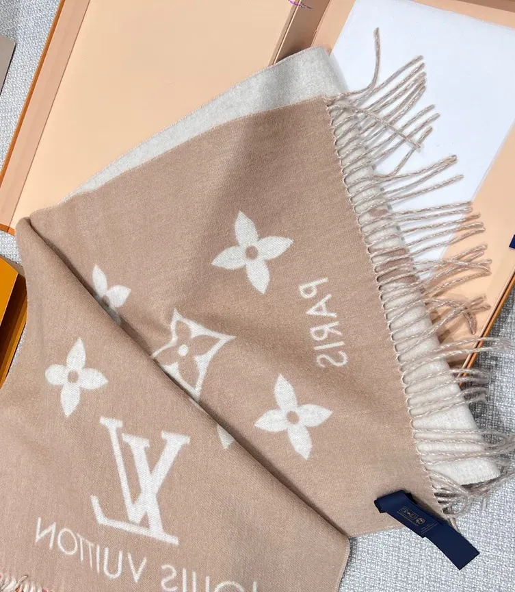 Шарфы Louis Vuitton 338209