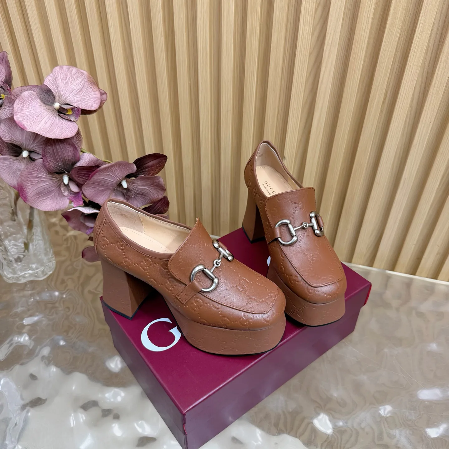 Туфли Женские Gucci 379359