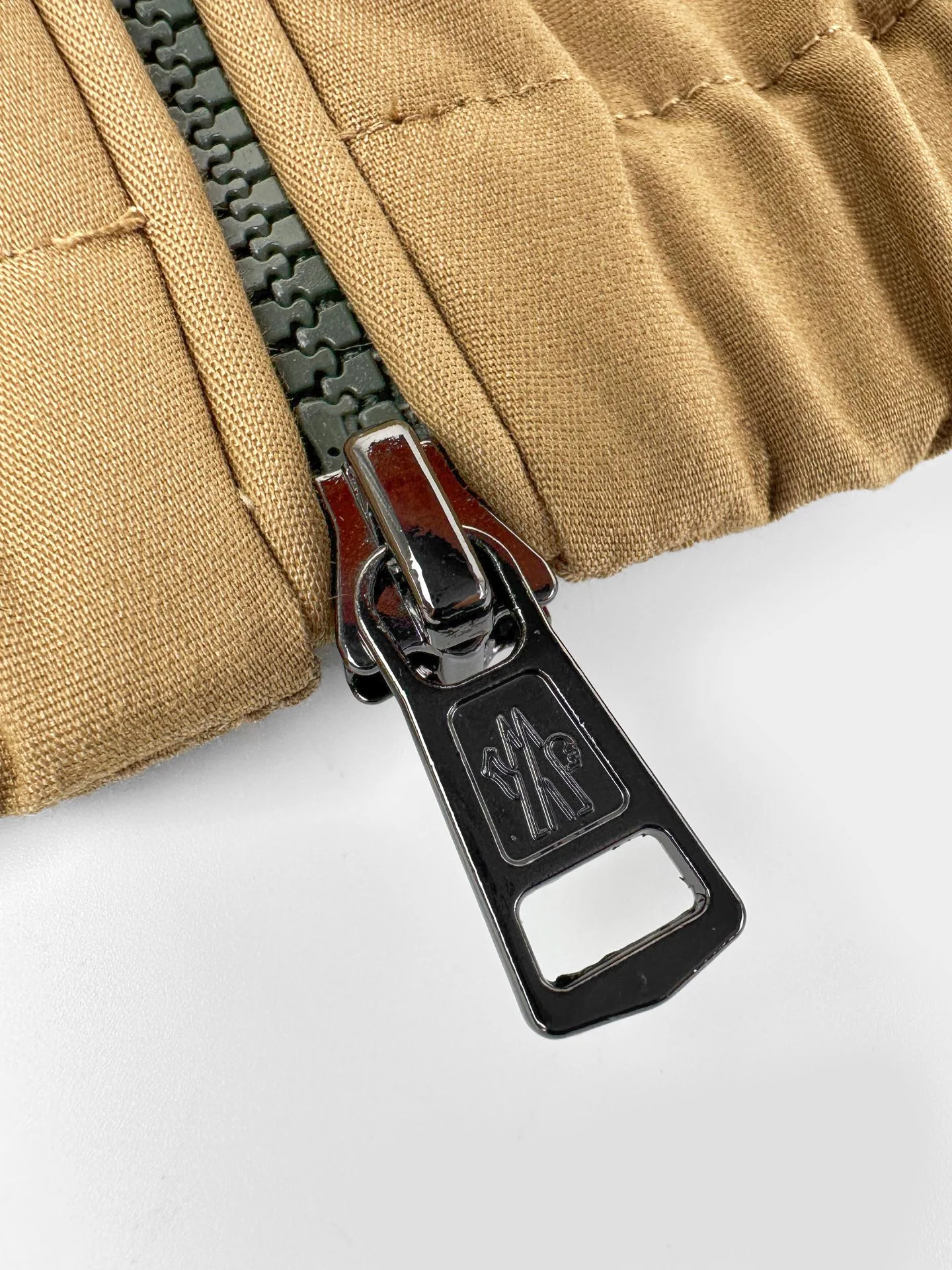 Куртки И Пуховики Женские Moncler 18487132