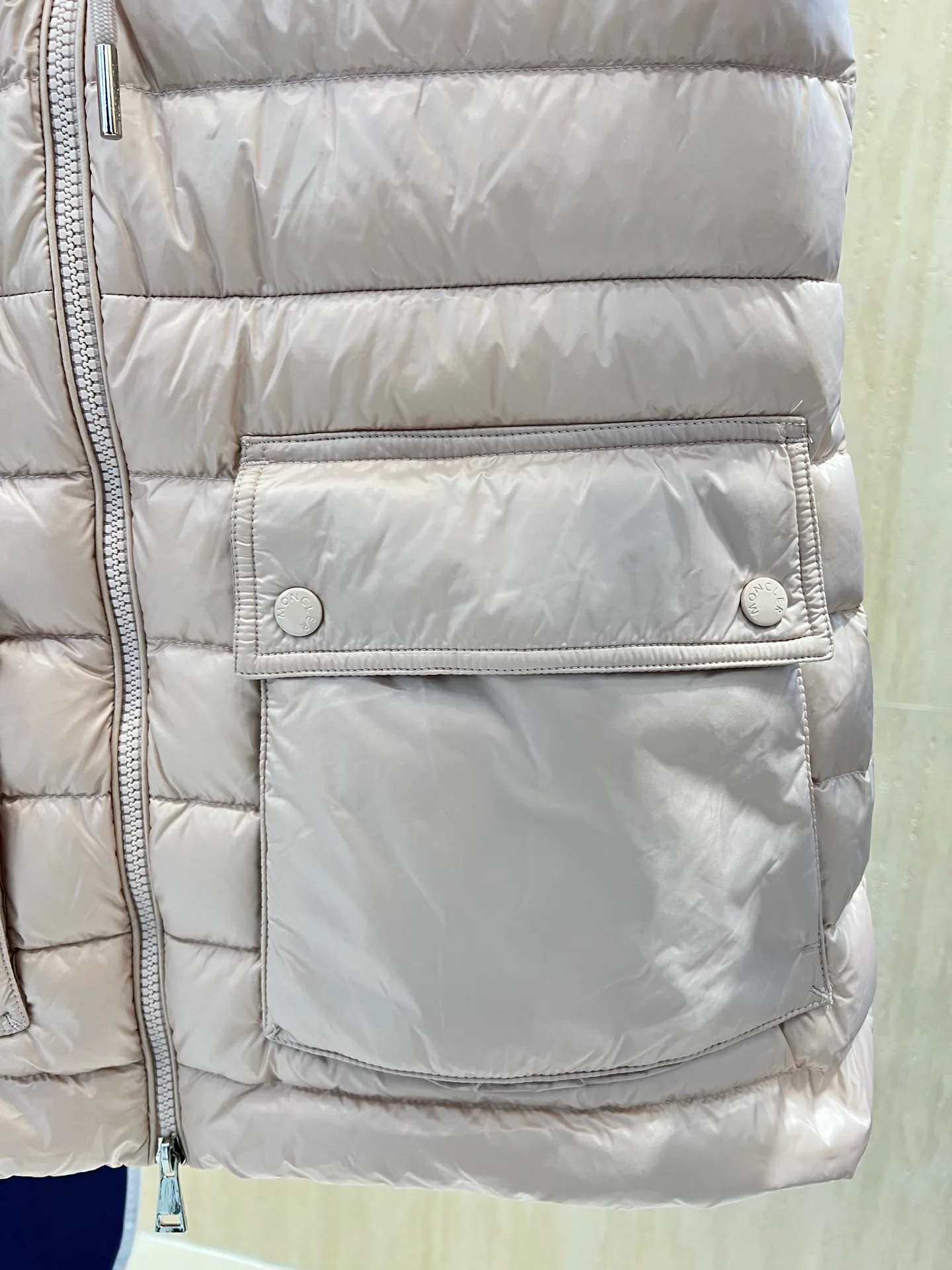 Куртки И Пуховики Женские Moncler 18723363