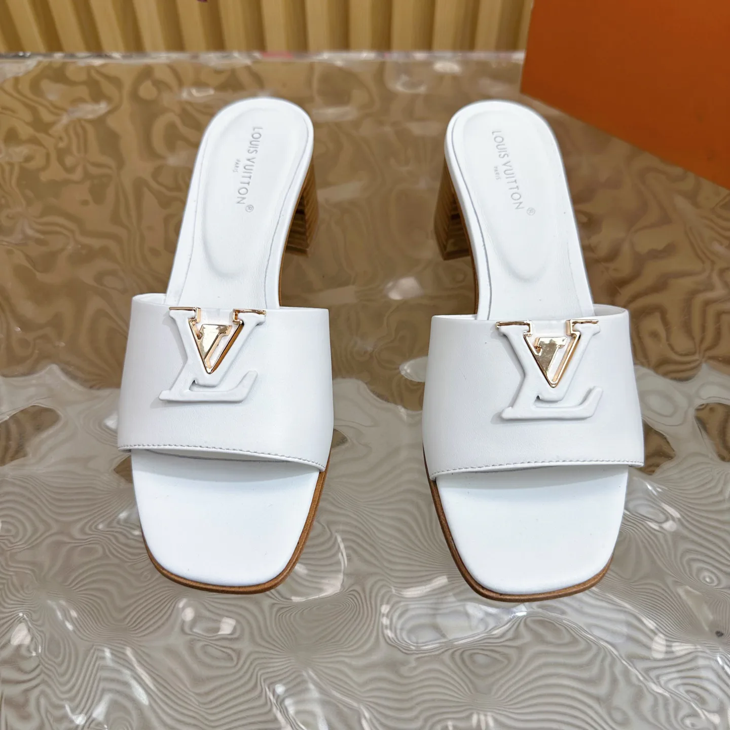 Босоножки Женские Louis Vuitton 629251