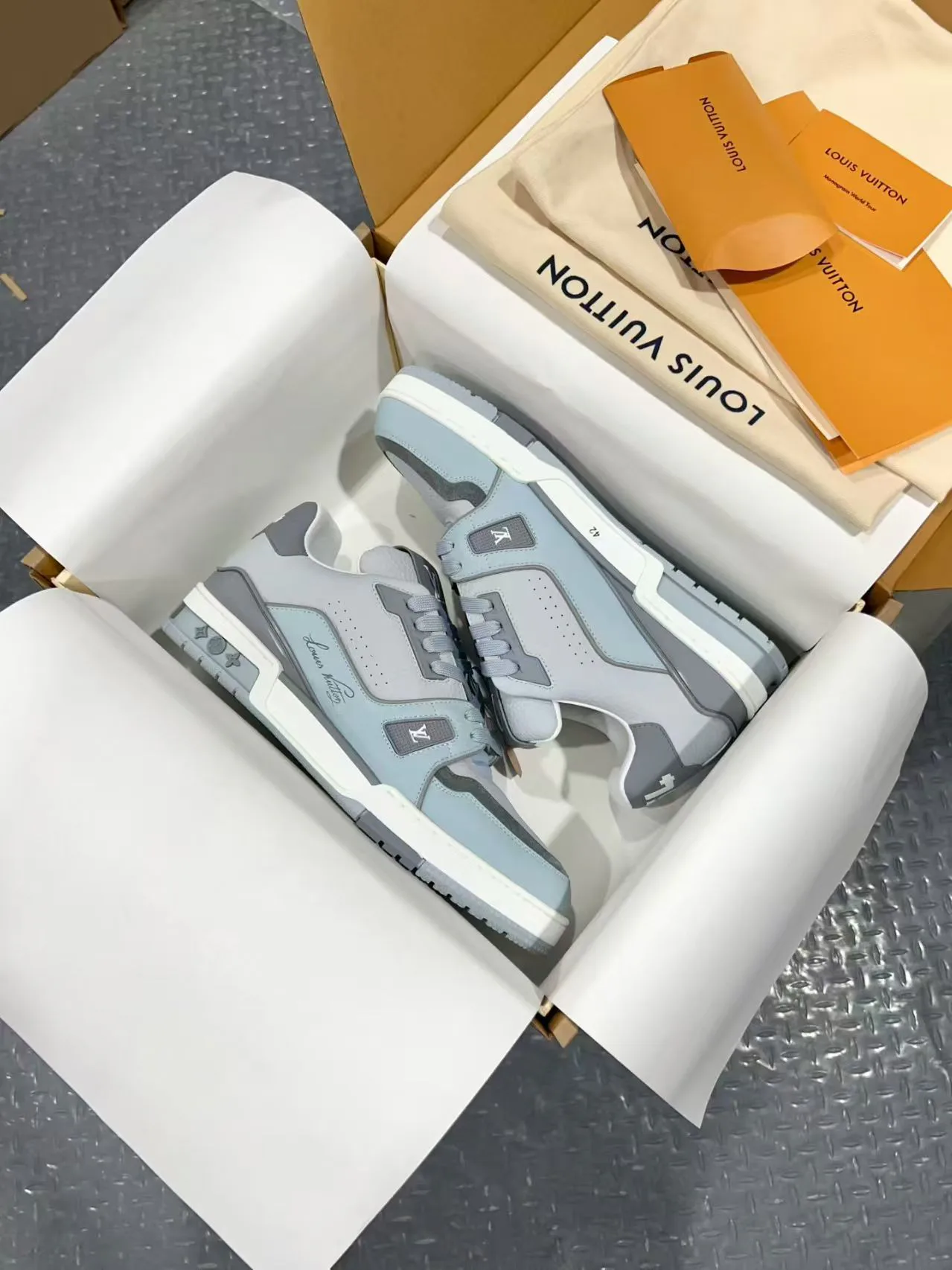 Кроссовки Мужские Louis Vuitton 1289284