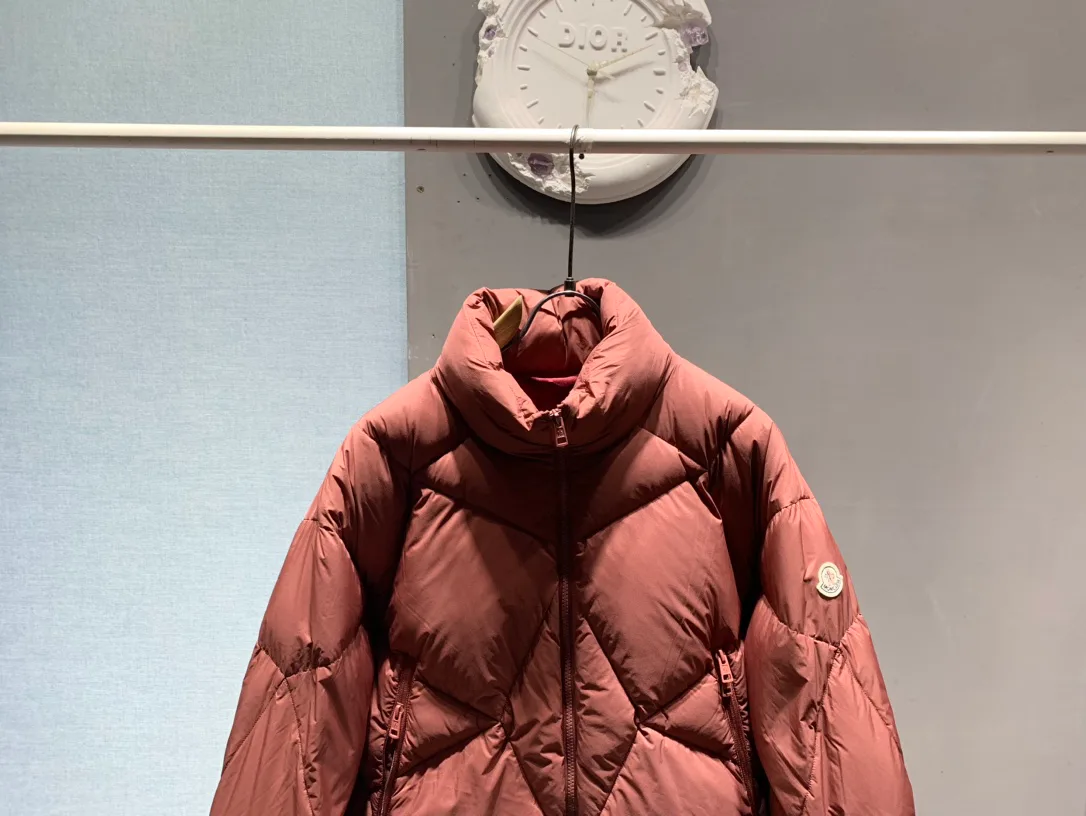 Куртки И Пуховики Мужские Moncler 235480