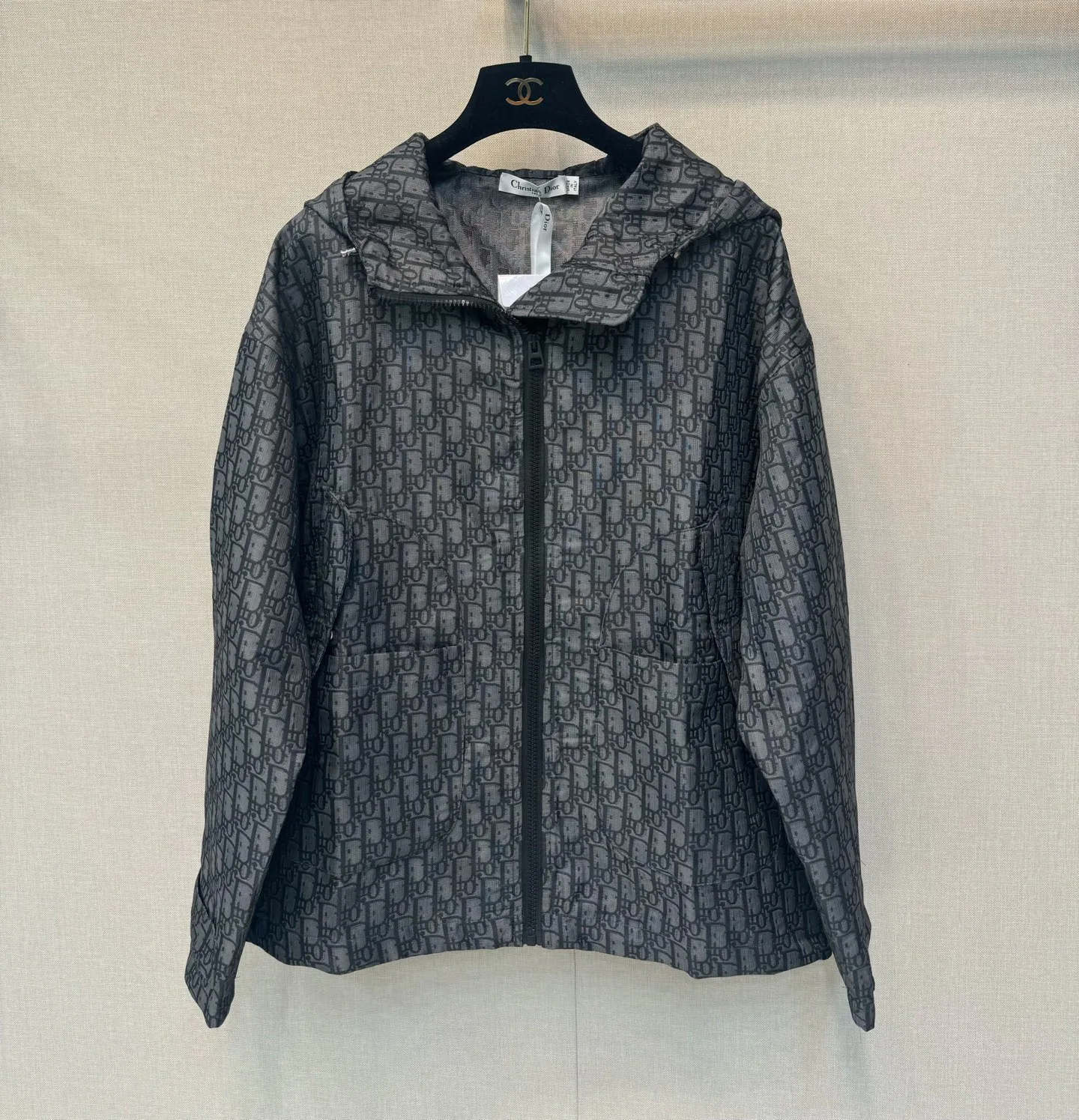 Куртки И Пуховики Женские Christian Dior 12819043