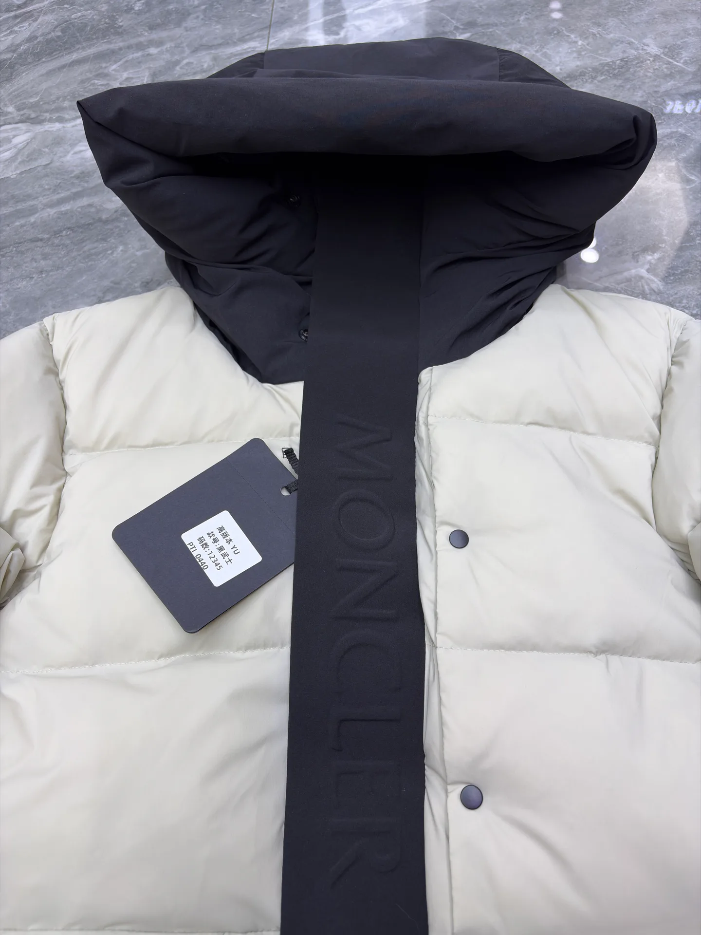 Куртки И Пуховики Мужские Moncler 17568669