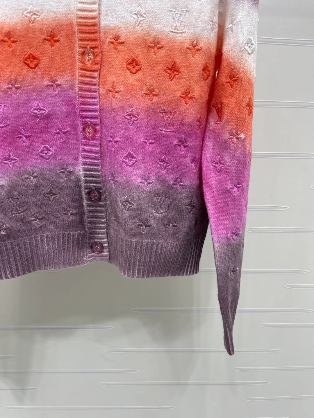 Джемперы И Свитеры Женские Louis Vuitton 17612785