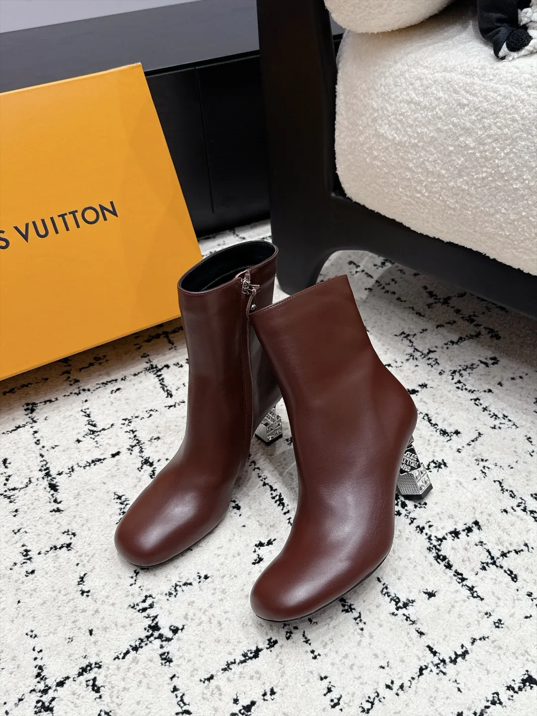 Ботильоны Женские Louis Vuitton 18454419