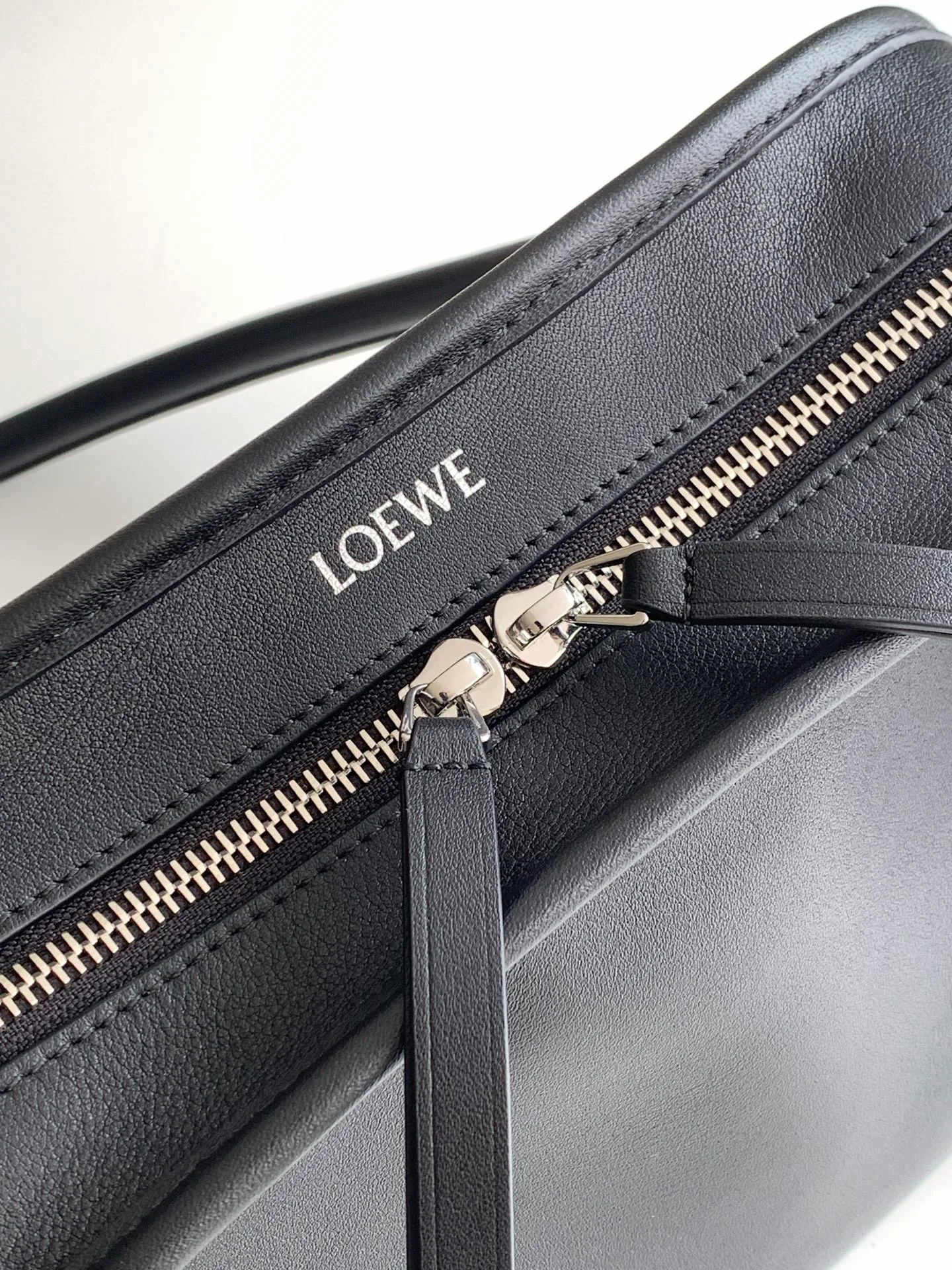 Классические Сумки Женские Loewe 13389854