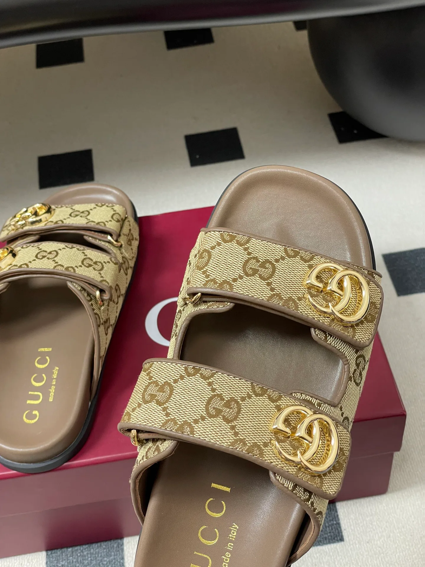 Сандалии Женские Gucci 11777362