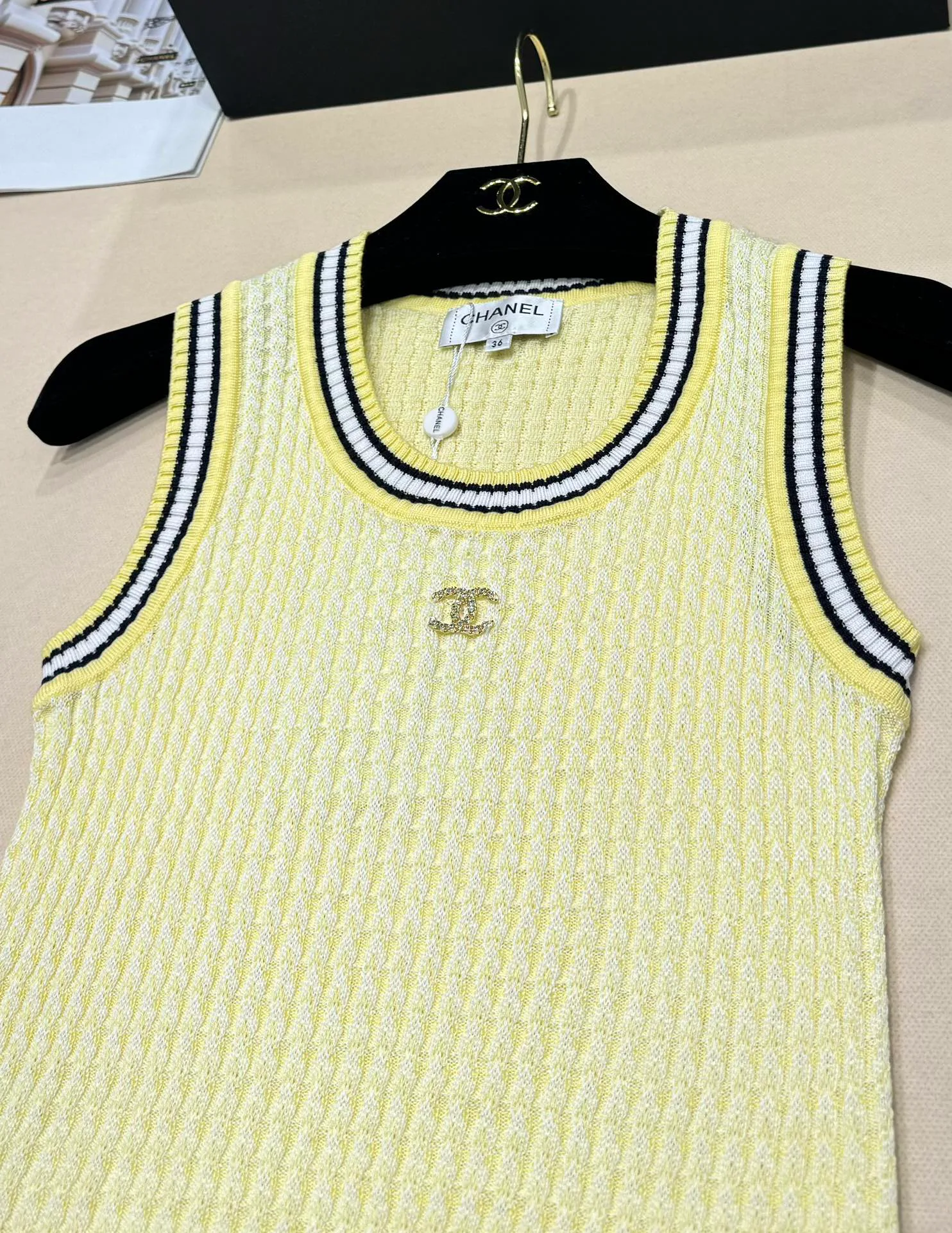 Жилеты Женские Chanel 11278058