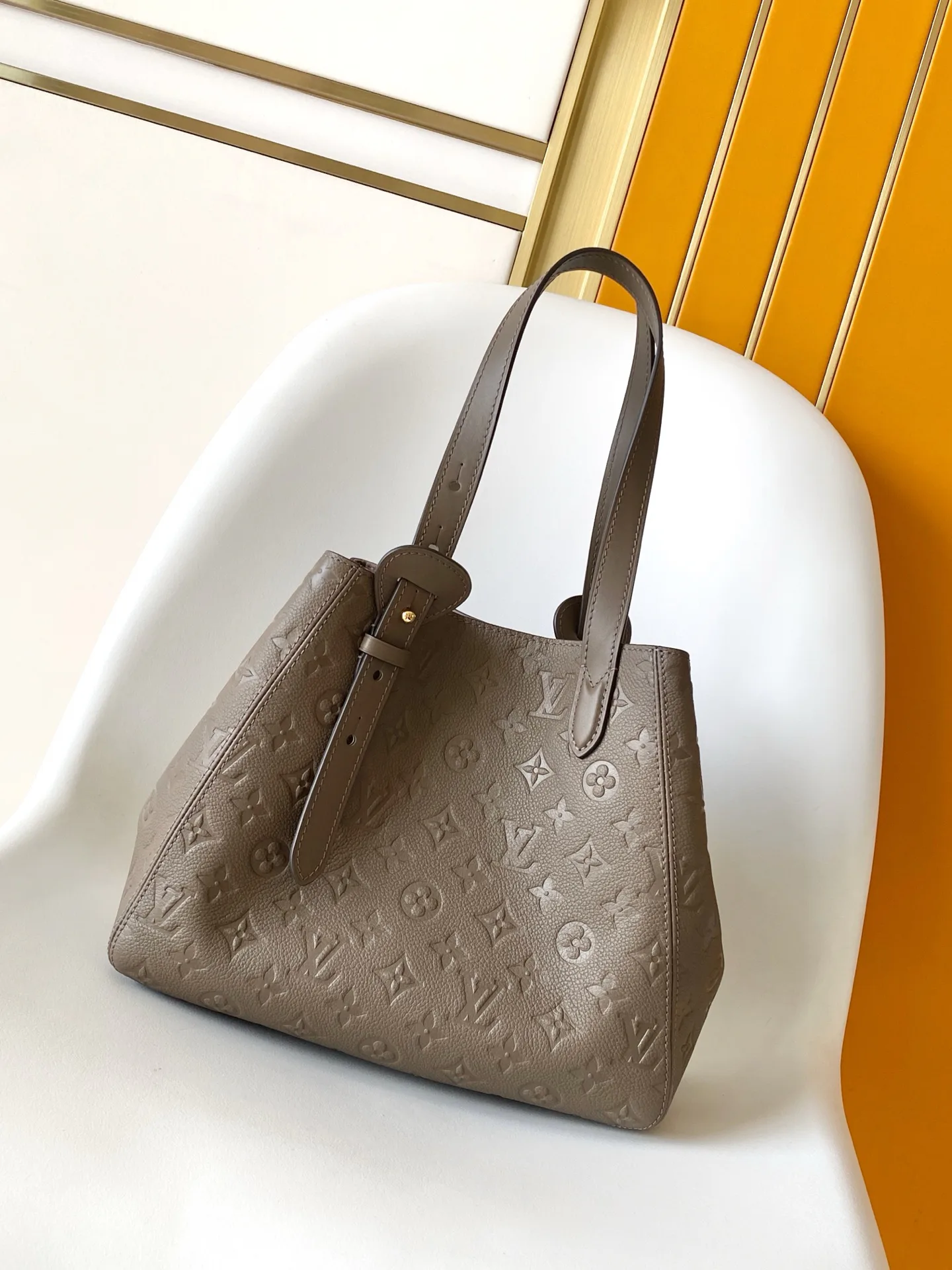 Классические Сумки Женские Louis Vuitton 11704153